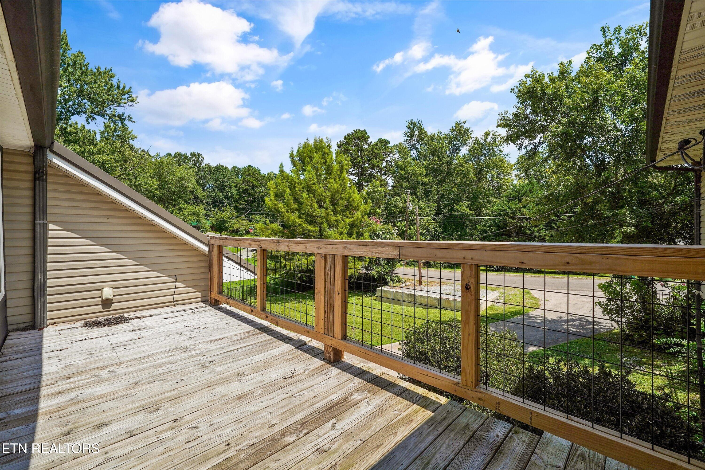 2833 Ithaca Drive Knoxville TN 37918
