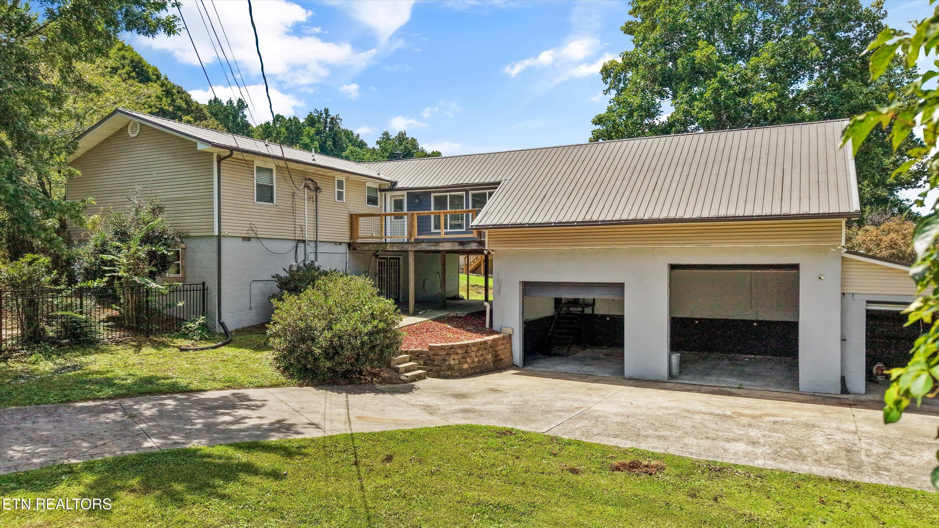 2833 Ithaca Drive Knoxville TN 37918