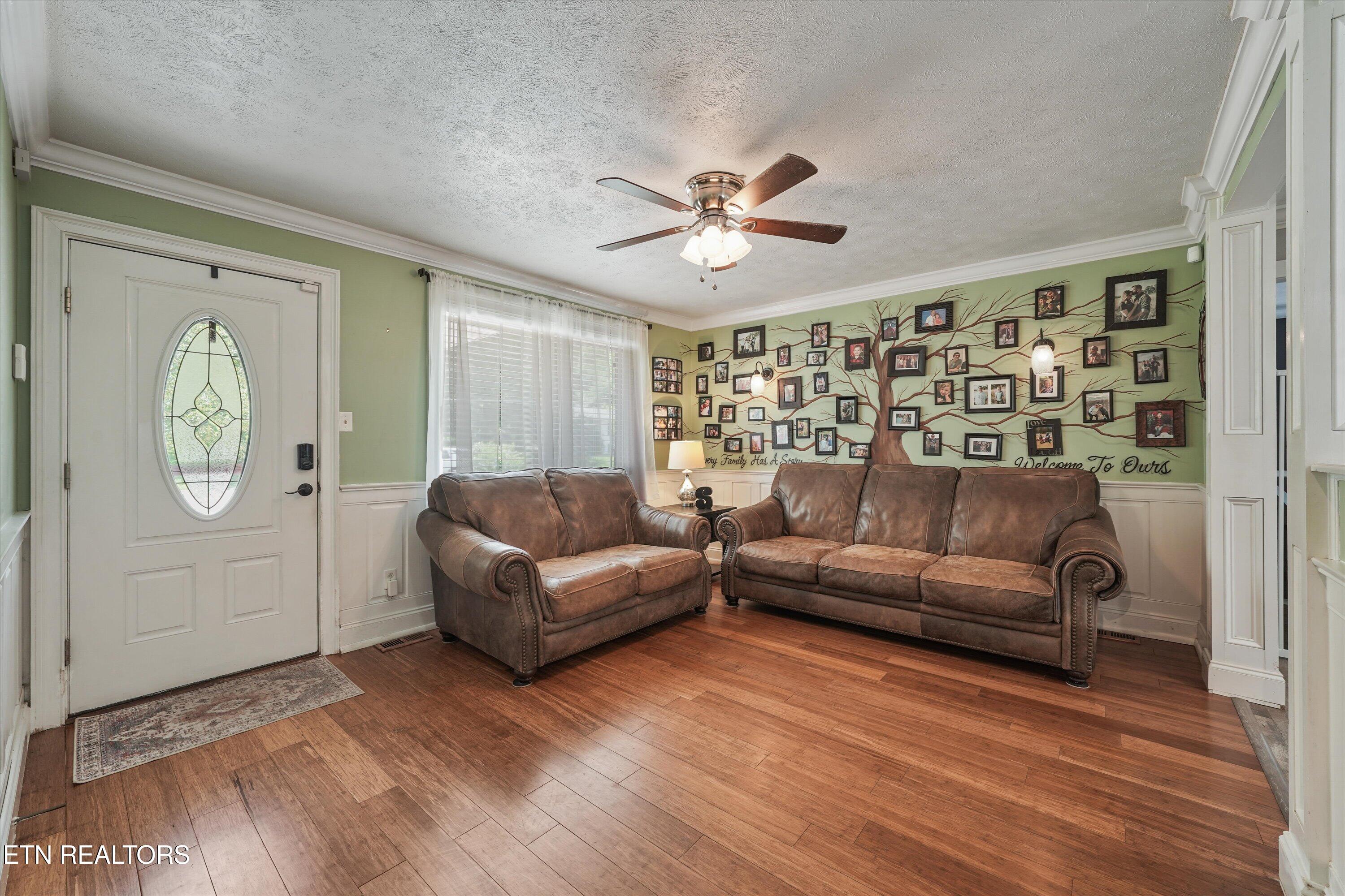2833 Ithaca Drive Knoxville TN 37918