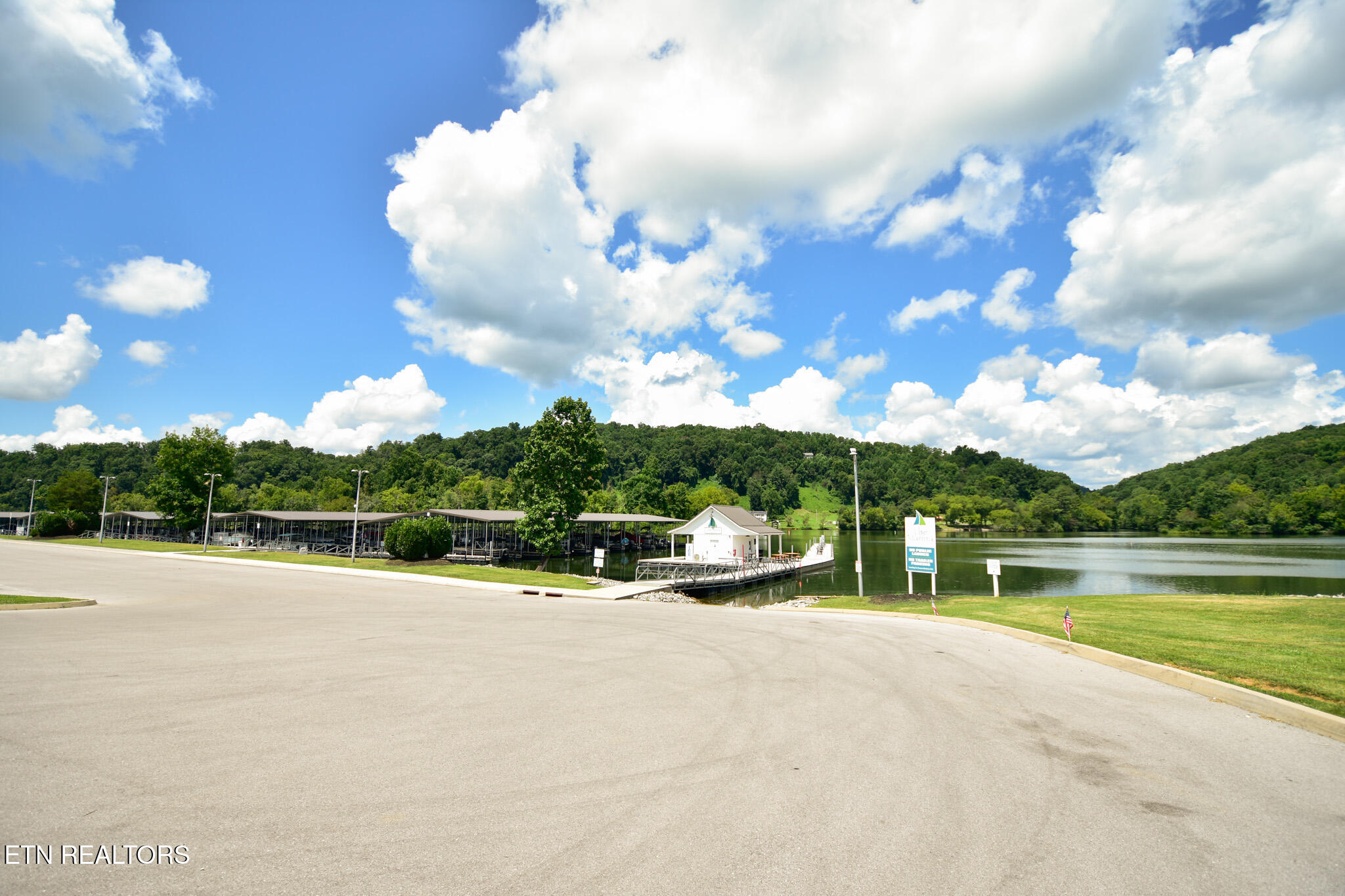 115 Hackberry Street Oak Ridge TN 37830