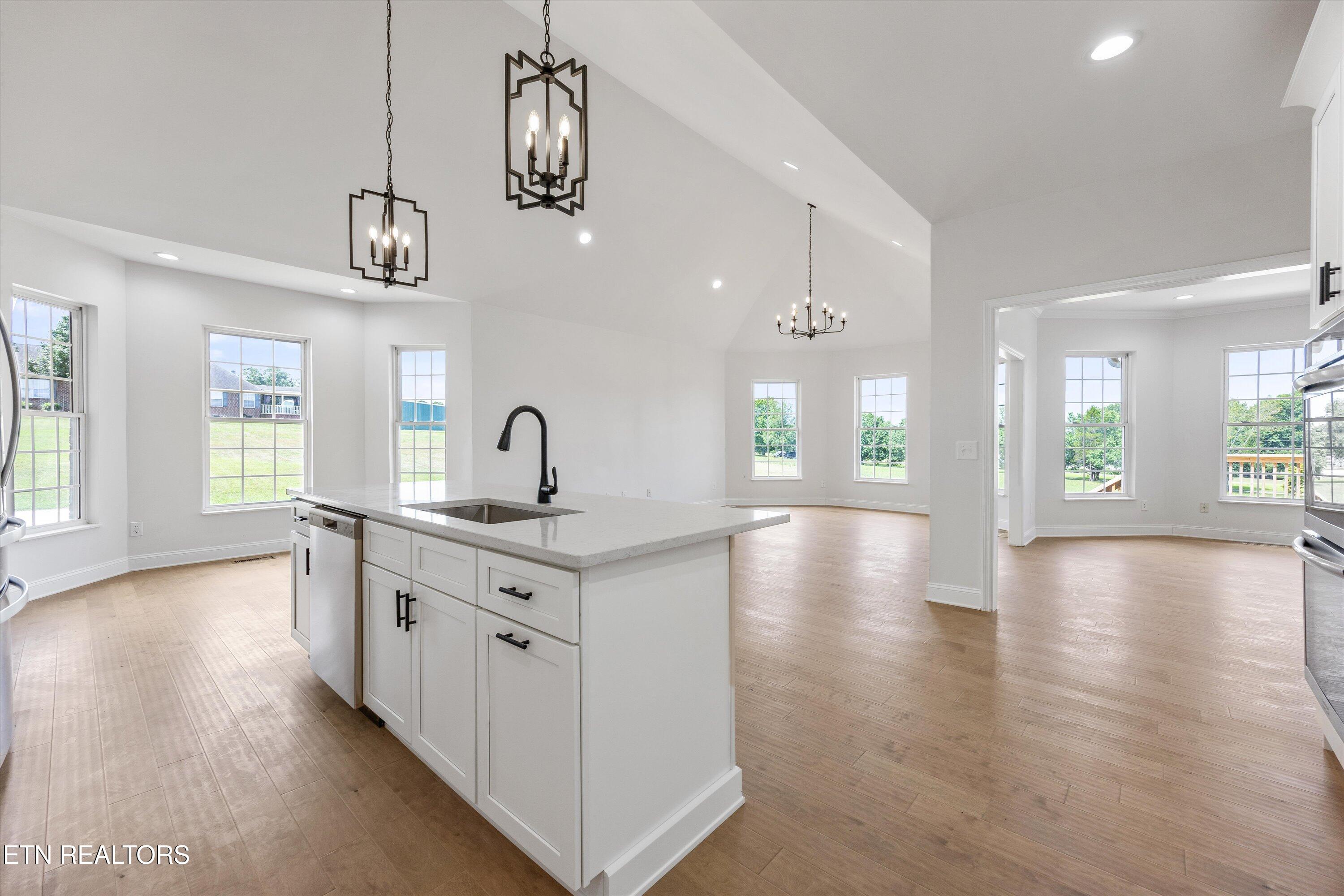 5128 New Highway 68 Madisonville TN 37354