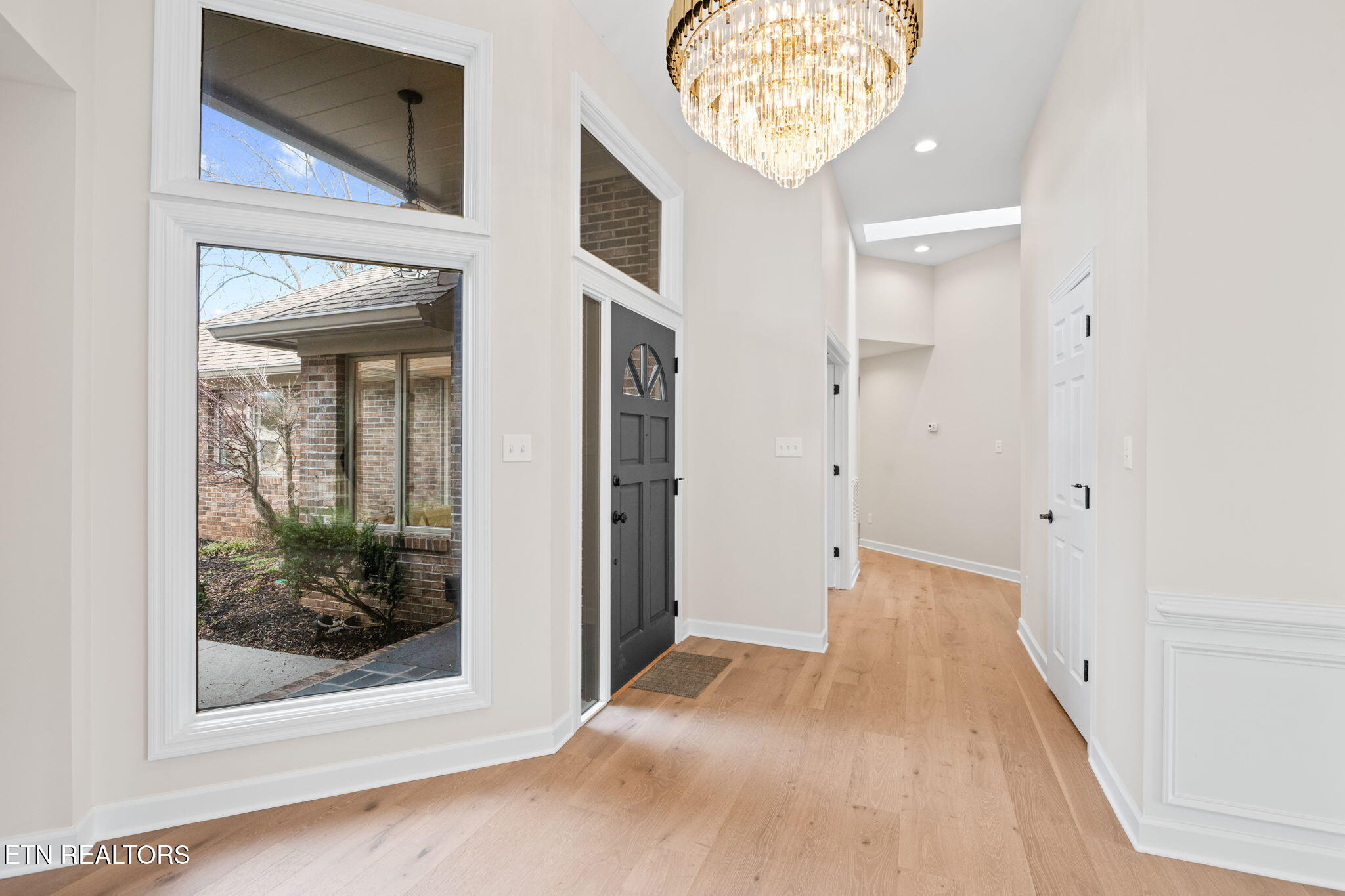 452 Mariner Point Drive Clinton TN 37716