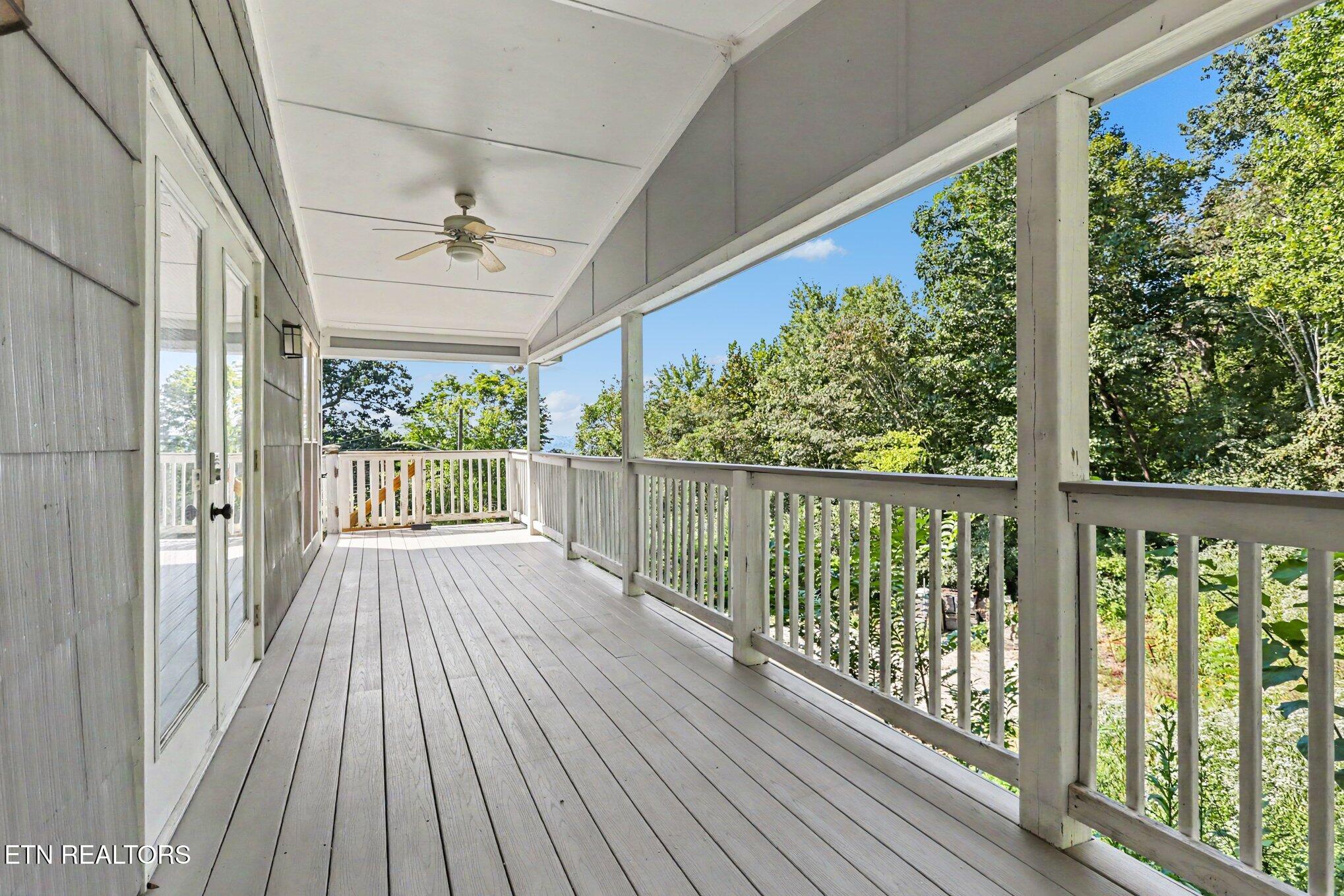 5603 S Briscoe Circle Knoxville TN 37912