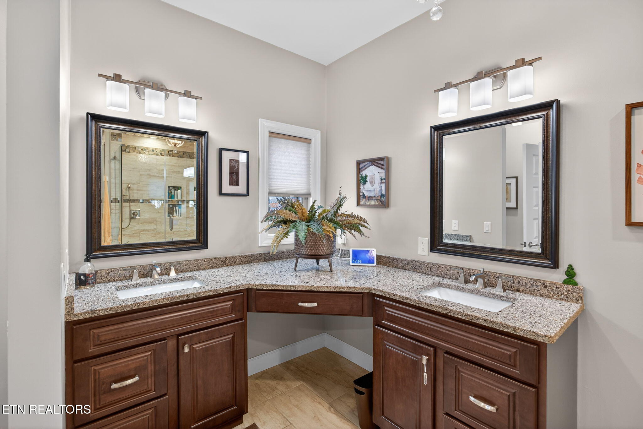 63 Brummel Lane Crossville TN 38558