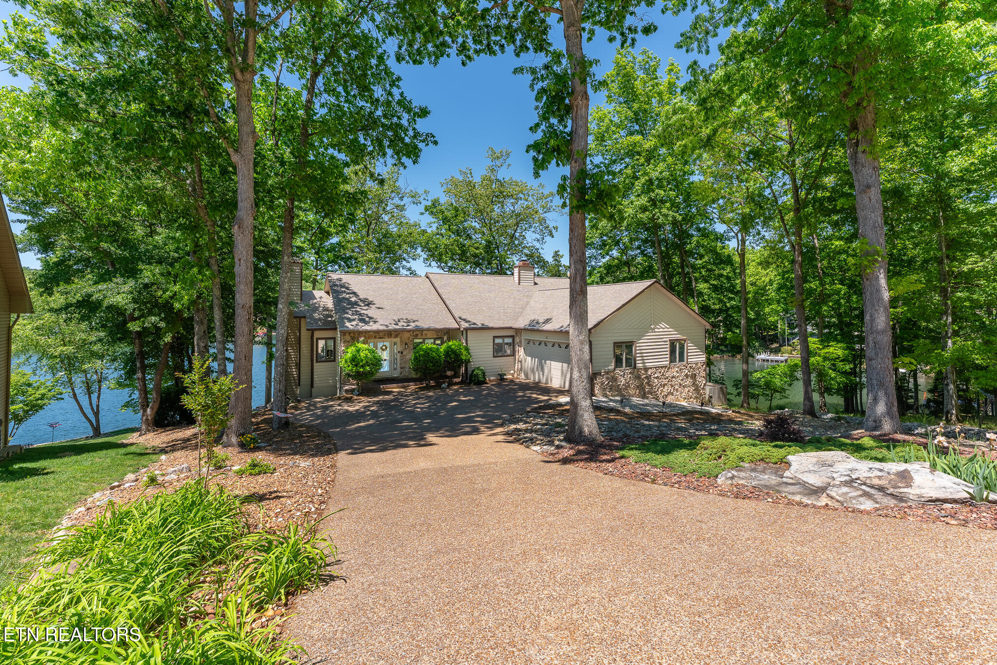 63 Brummel Lane Crossville TN 38558