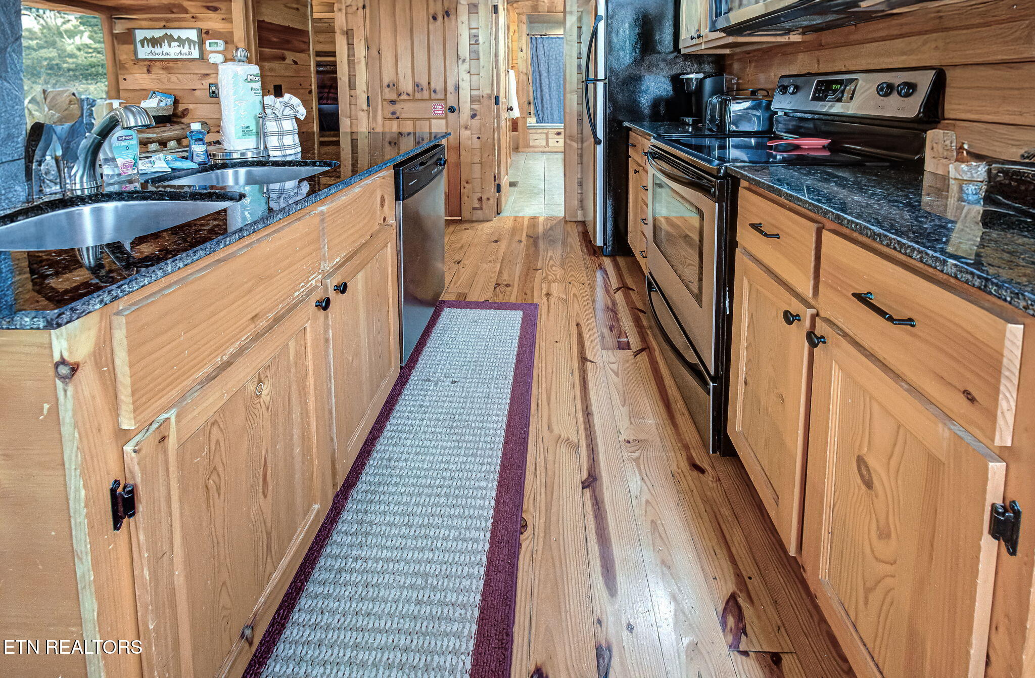 214 Forrest Loop Way Gatlinburg TN 37738