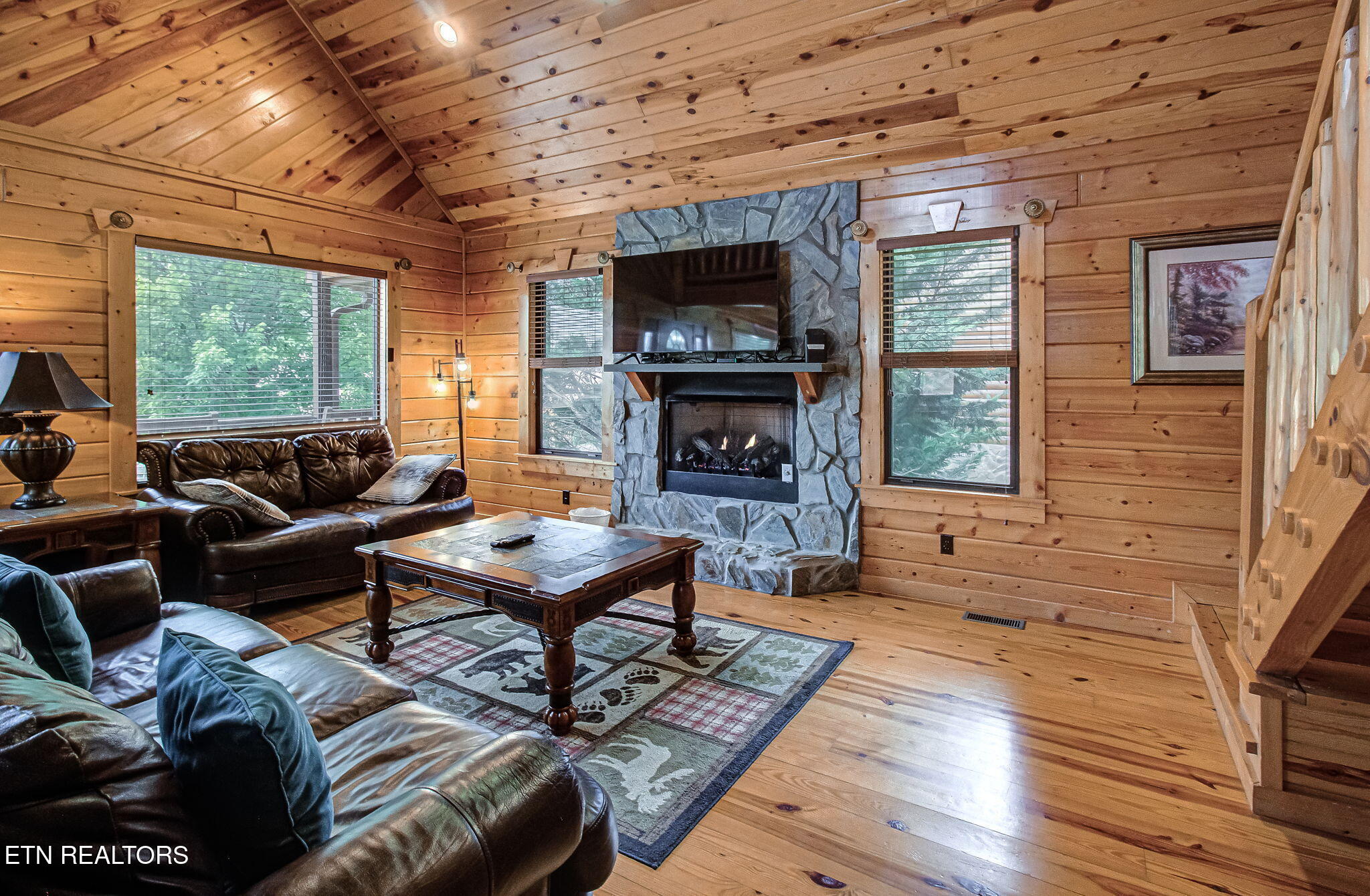 214 Forrest Loop Way Gatlinburg TN 37738