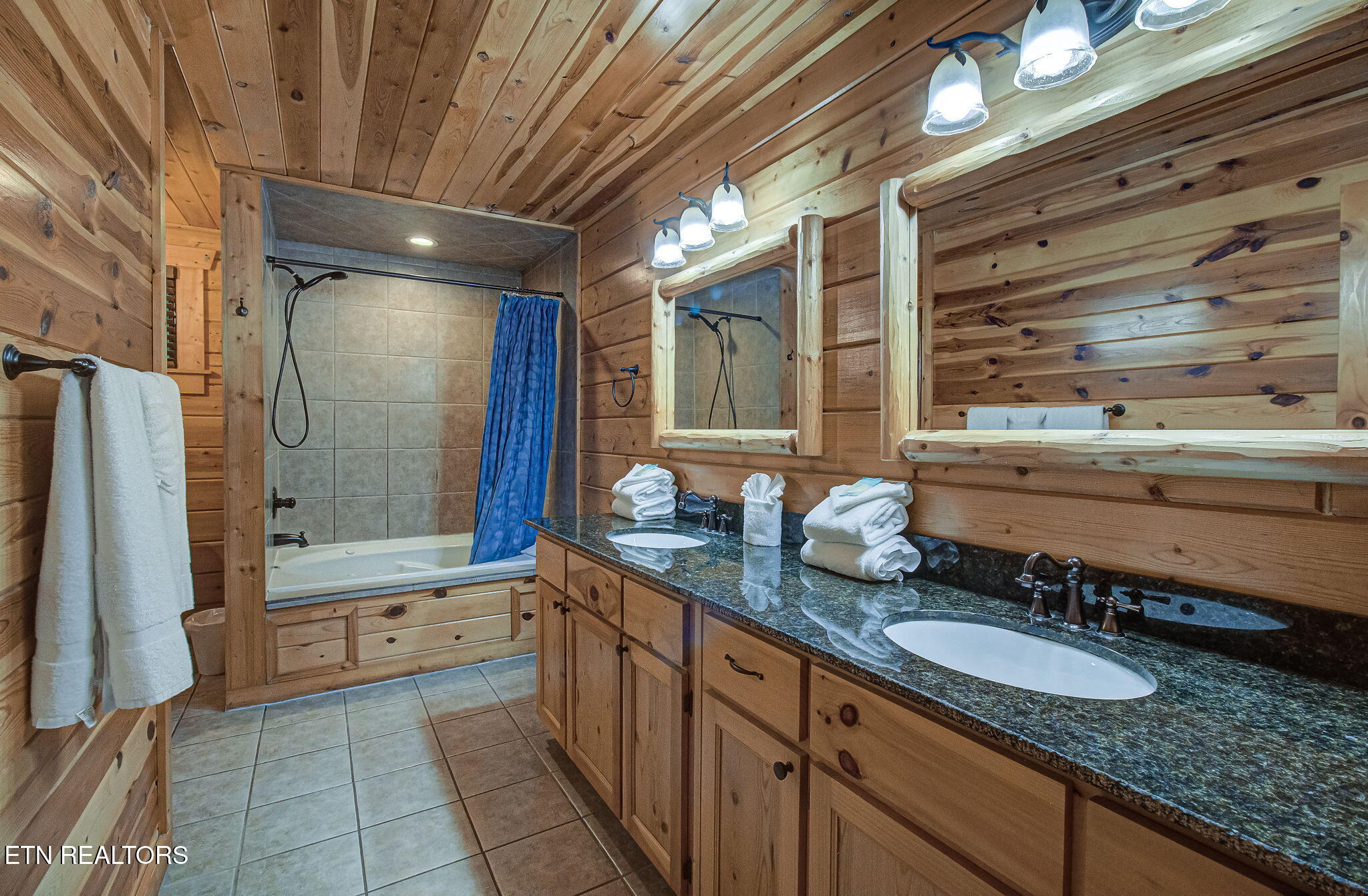 214 Forrest Loop Way Gatlinburg TN 37738