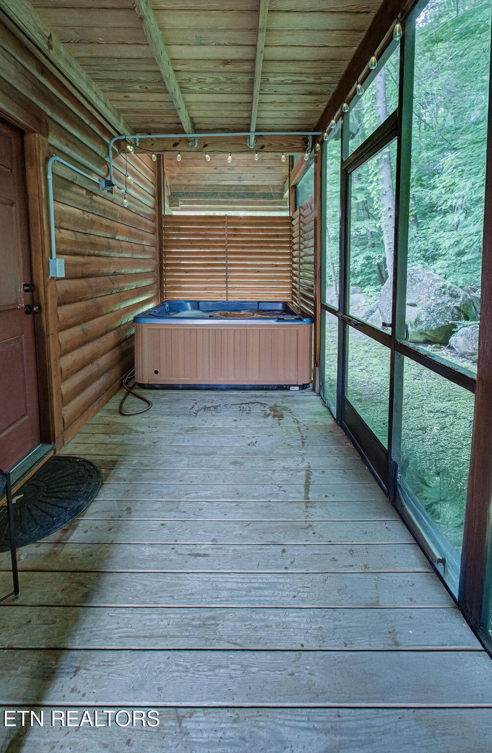 214 Forrest Loop Way Gatlinburg TN 37738