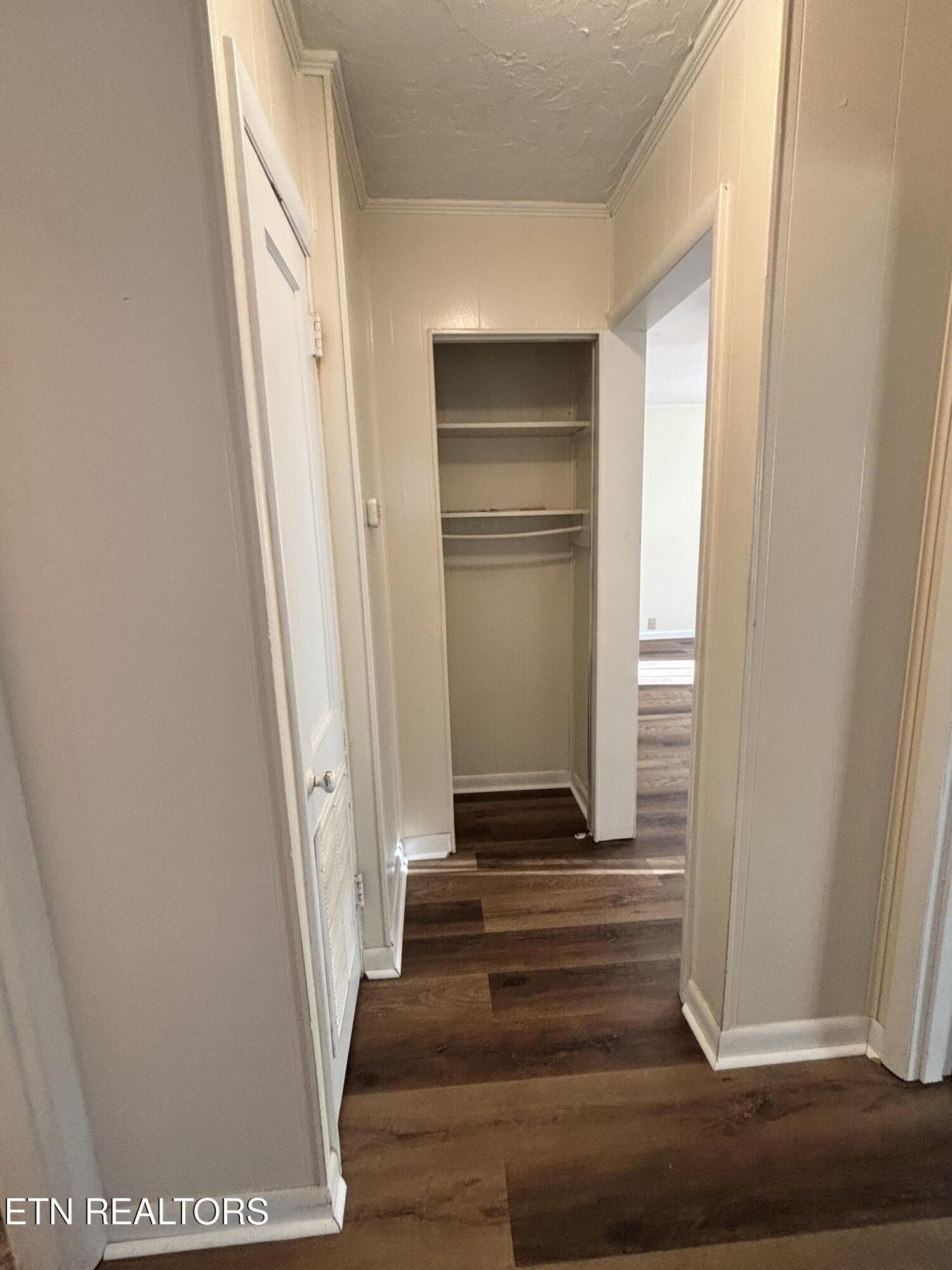 206 Long Drive Harriman TN 37748