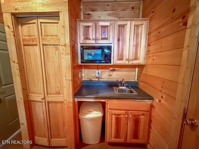 1444 Indian Court Sevierville TN 37876
