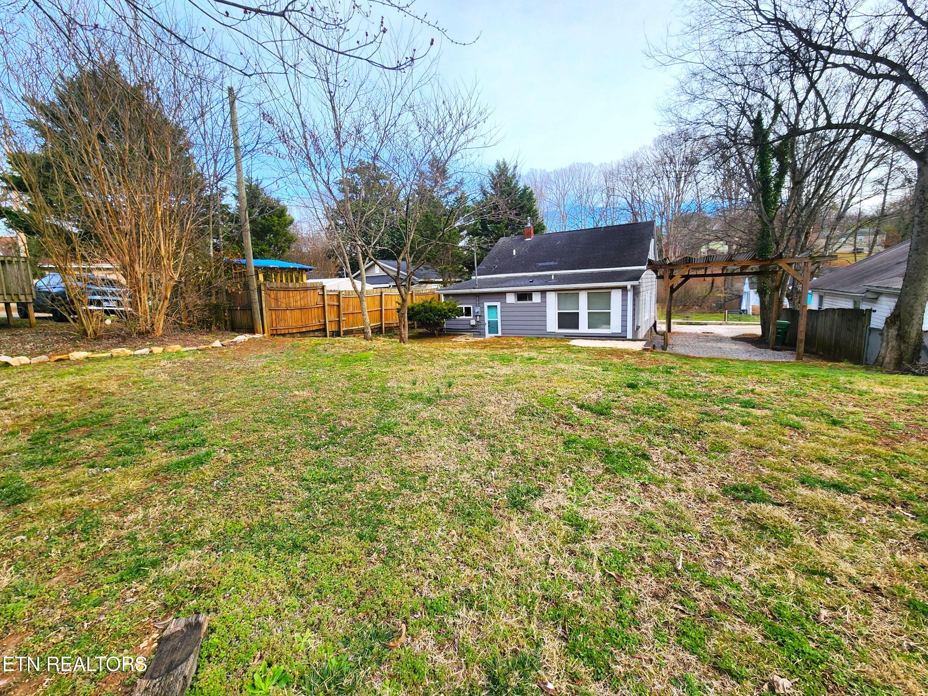 241 Boardman Avenue Maryville TN 37803