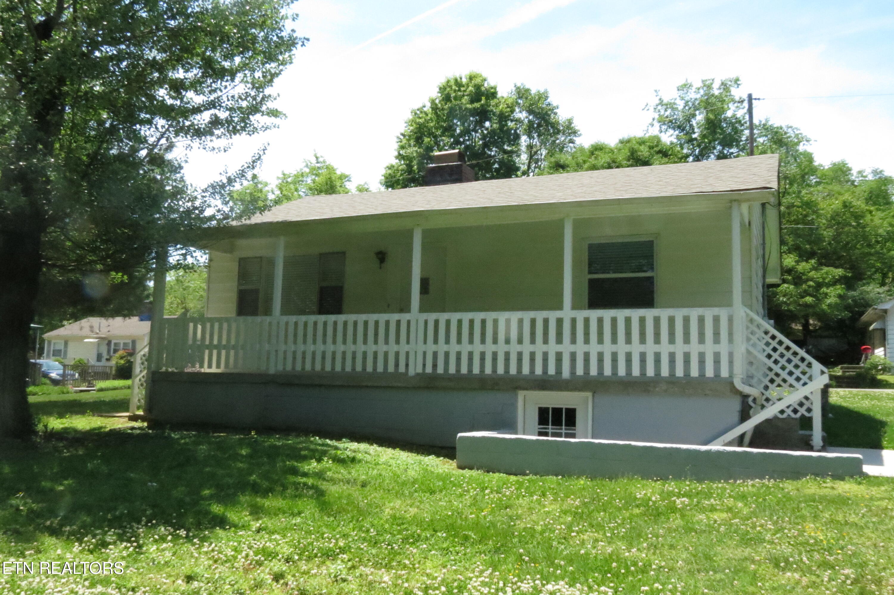 105 Thornton Road Oak Ridge TN 37830