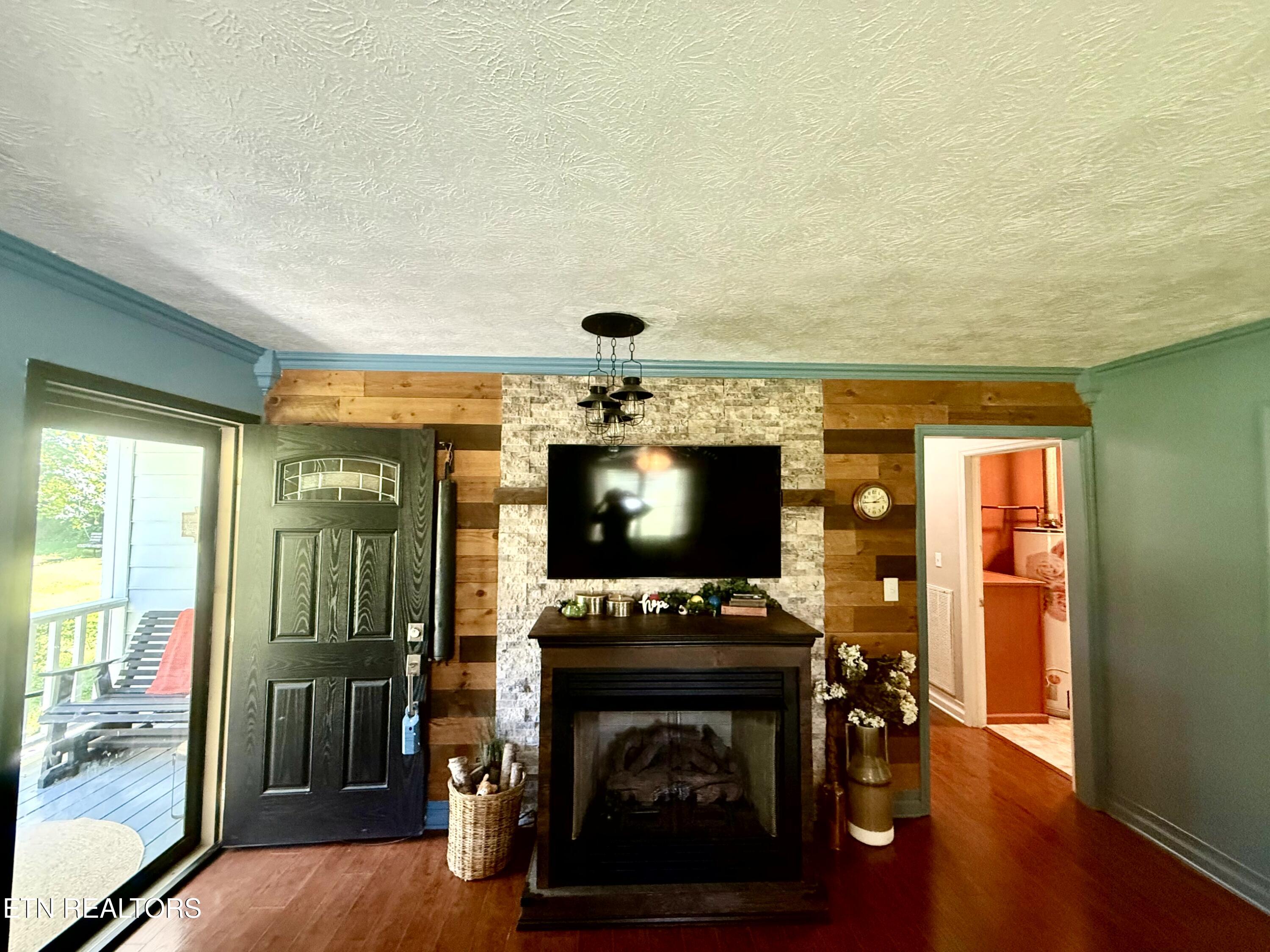 2019 Lawnville Road Kingston TN 37763