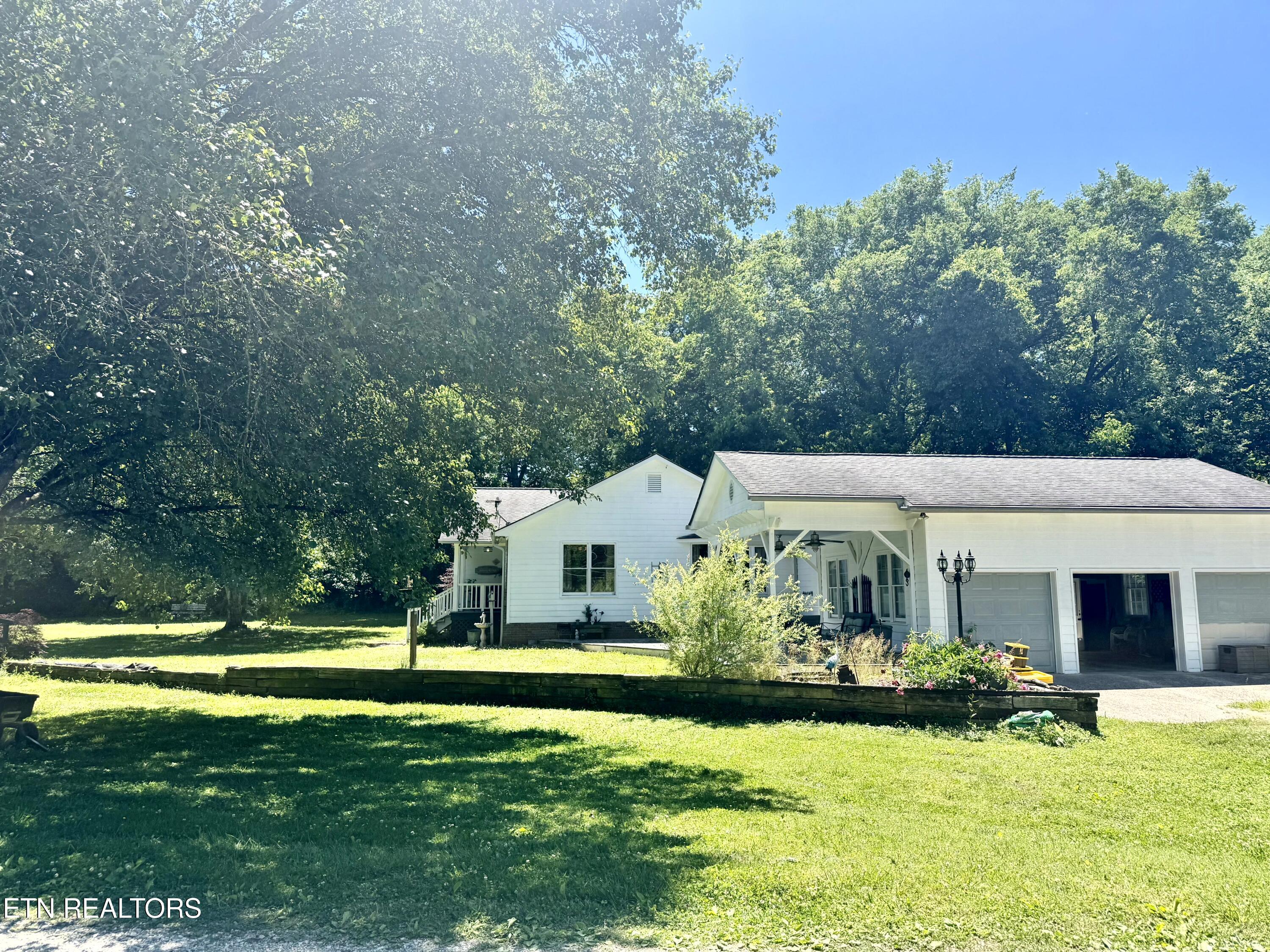 2019 Lawnville Road Kingston TN 37763