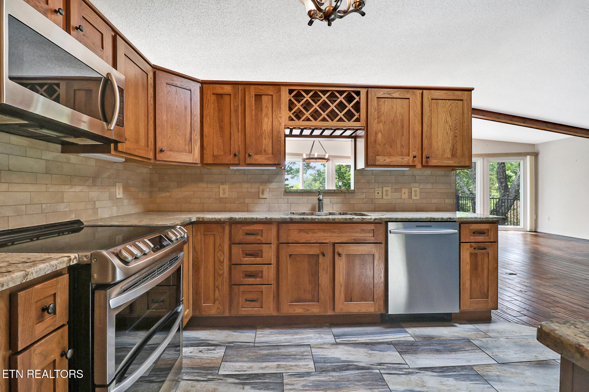 116 Sugarbush Circle Crossville TN 38558