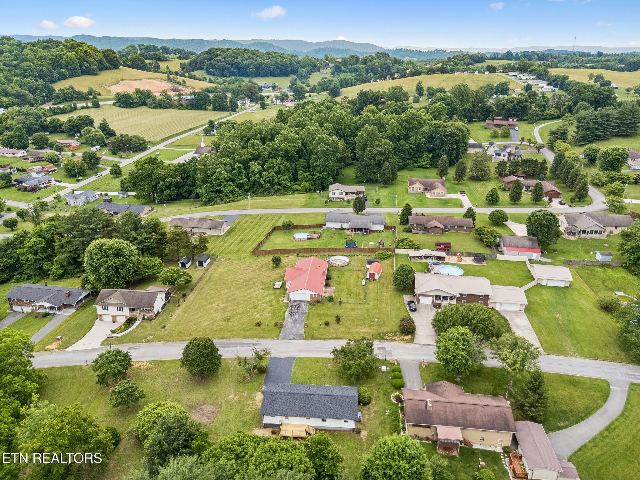 158 Whitaker Drive Tazewell TN 37879