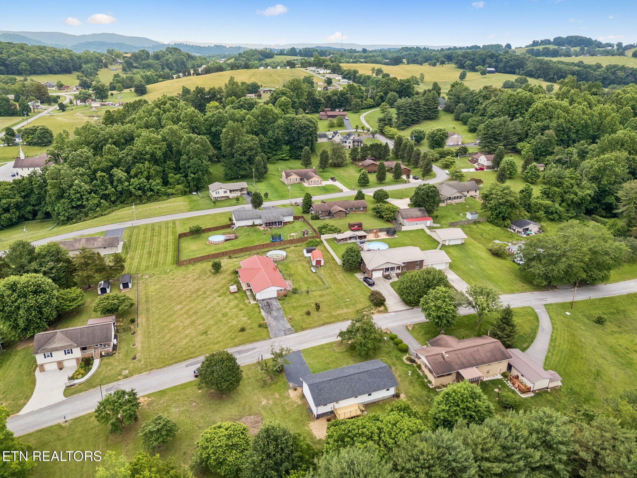 158 Whitaker Drive Tazewell TN 37879