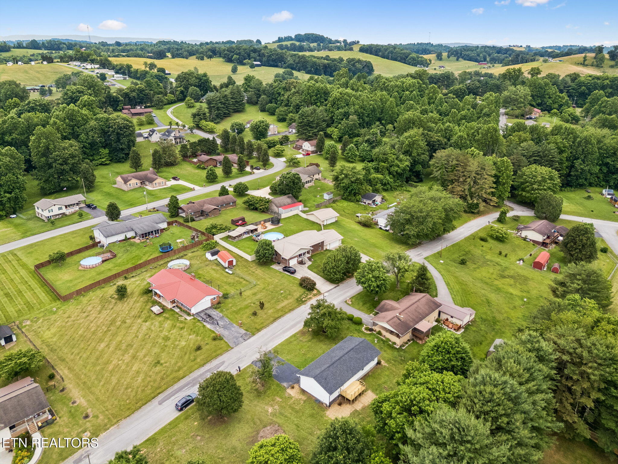 158 Whitaker Drive Tazewell TN 37879