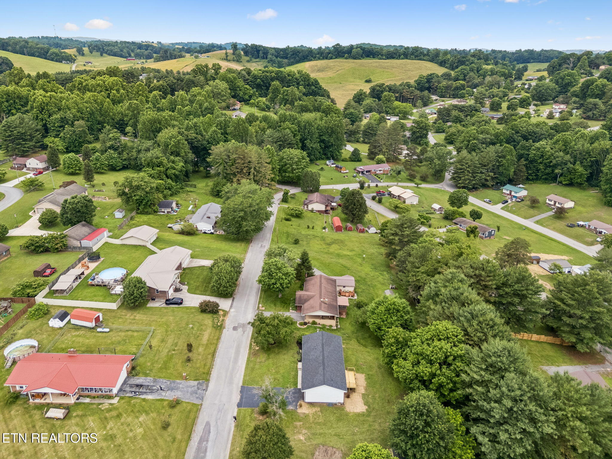 158 Whitaker Drive Tazewell TN 37879