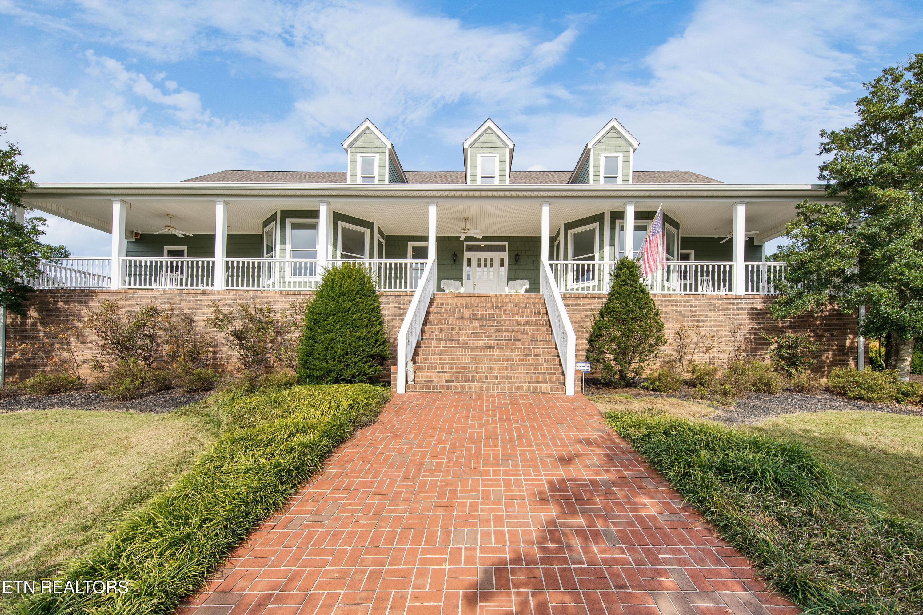 4300 Roberts Road Corryton TN 37721