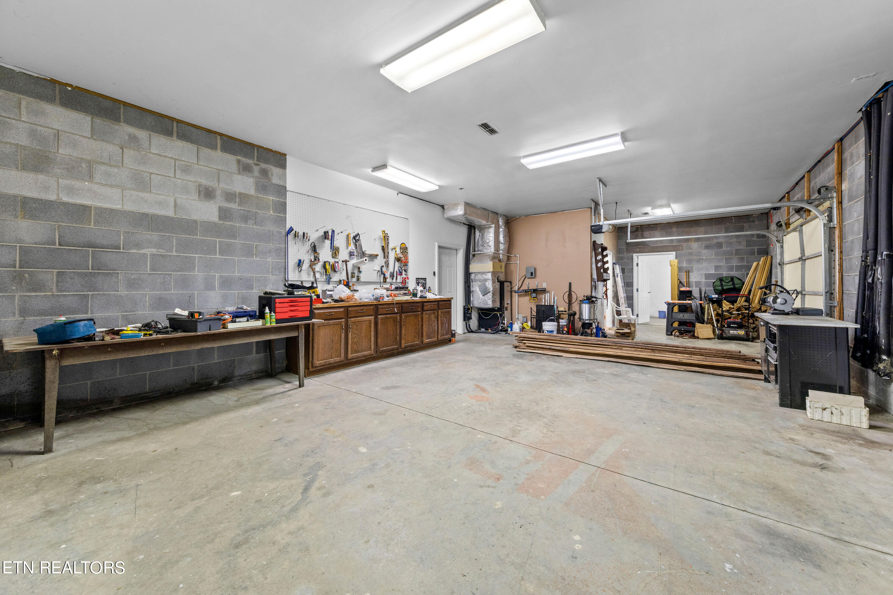 4300 Roberts Road Corryton TN 37721