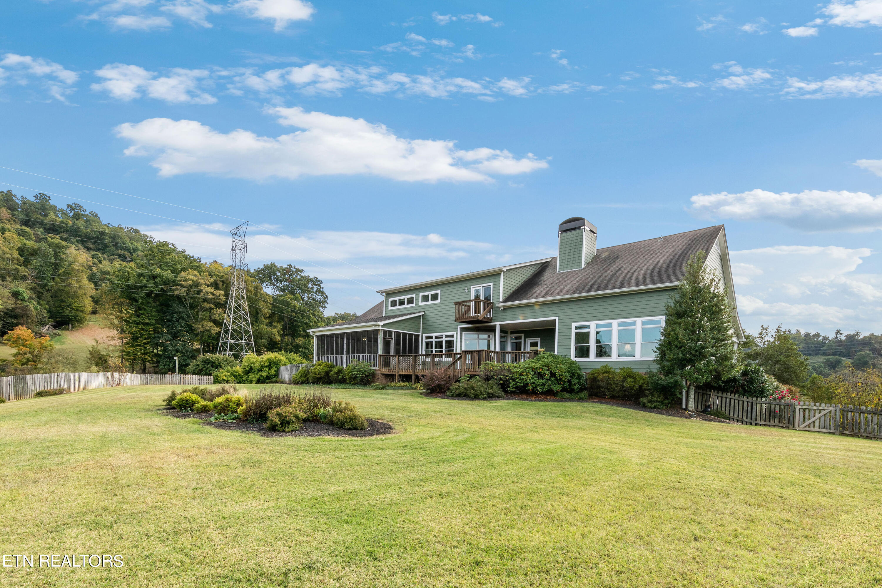 4300 Roberts Road Corryton TN 37721