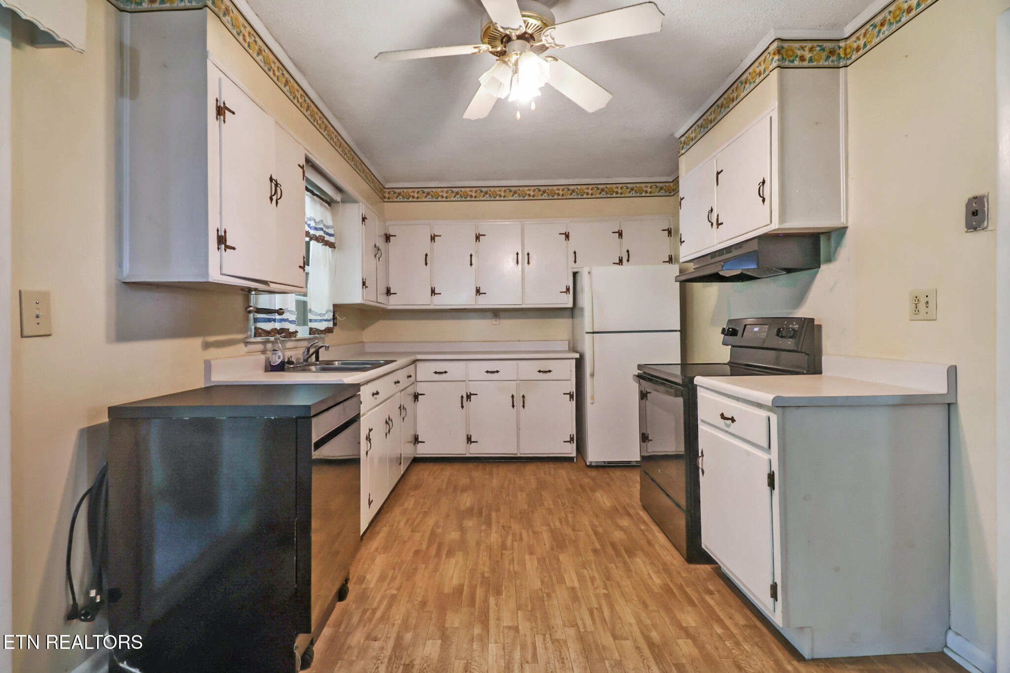 639 Greenwood Drive Rockwood TN 37854