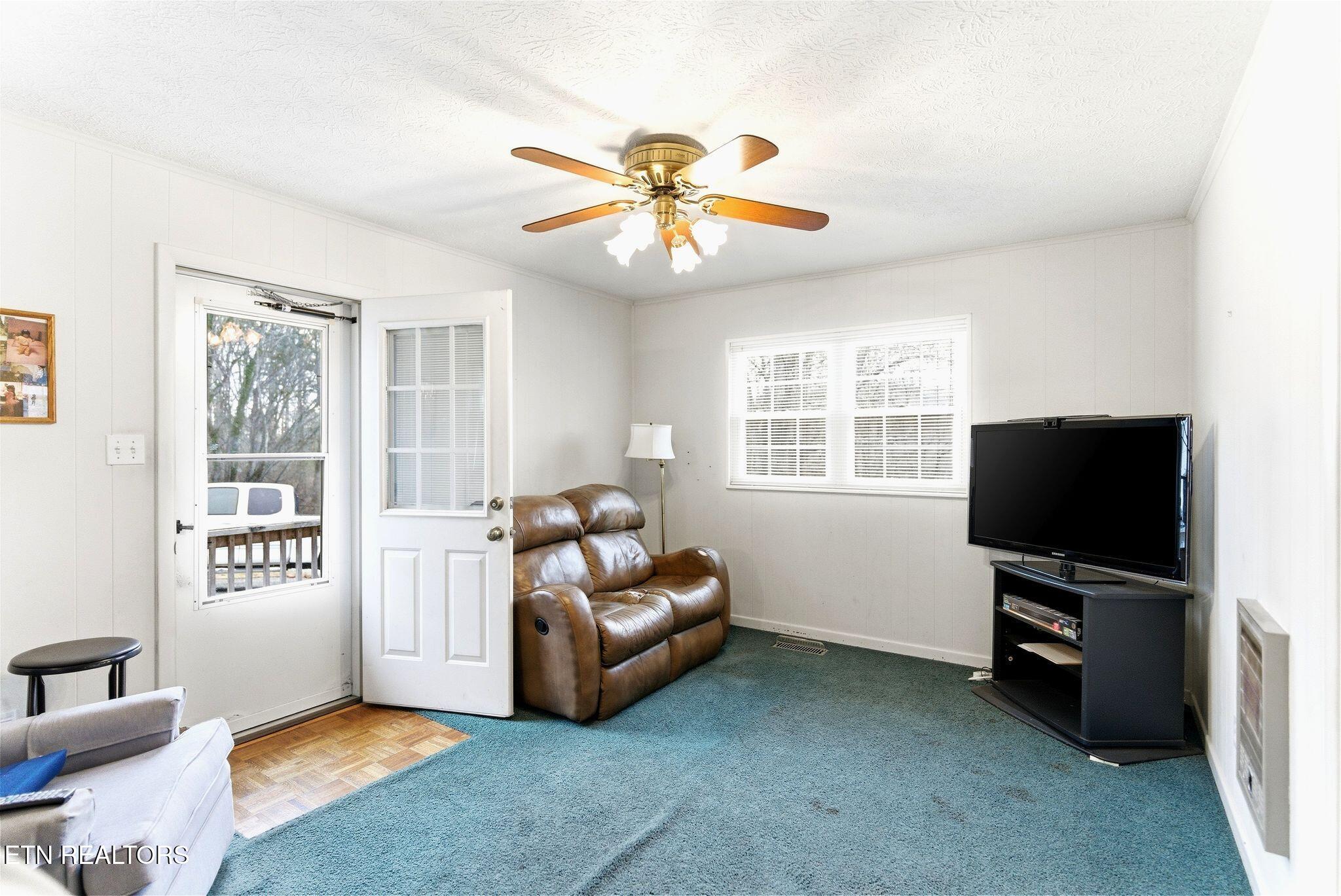 8304 Sevierville Pike Knoxville TN 37920