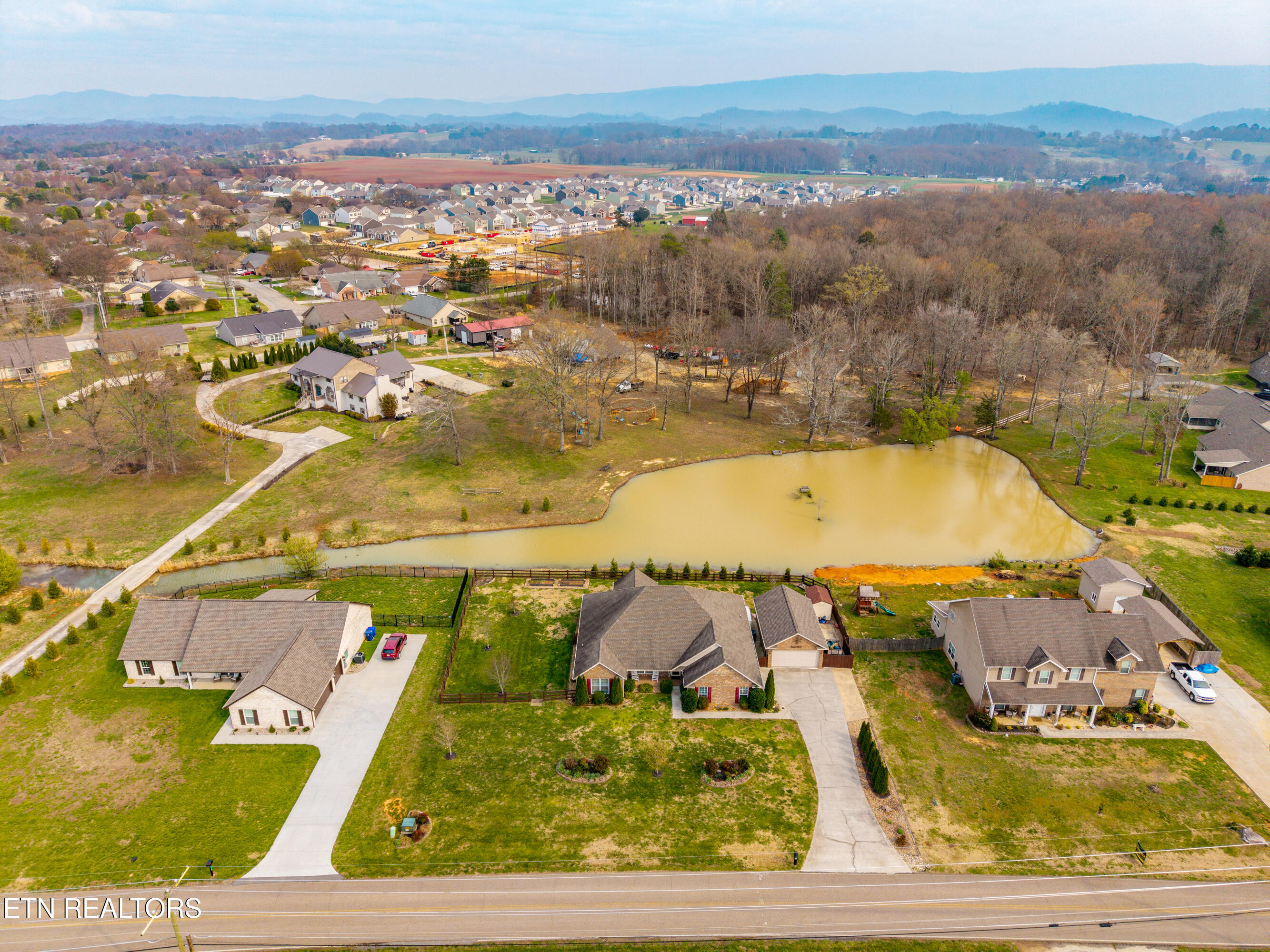 2632 Carpenters Grade Road Maryville TN 37803
