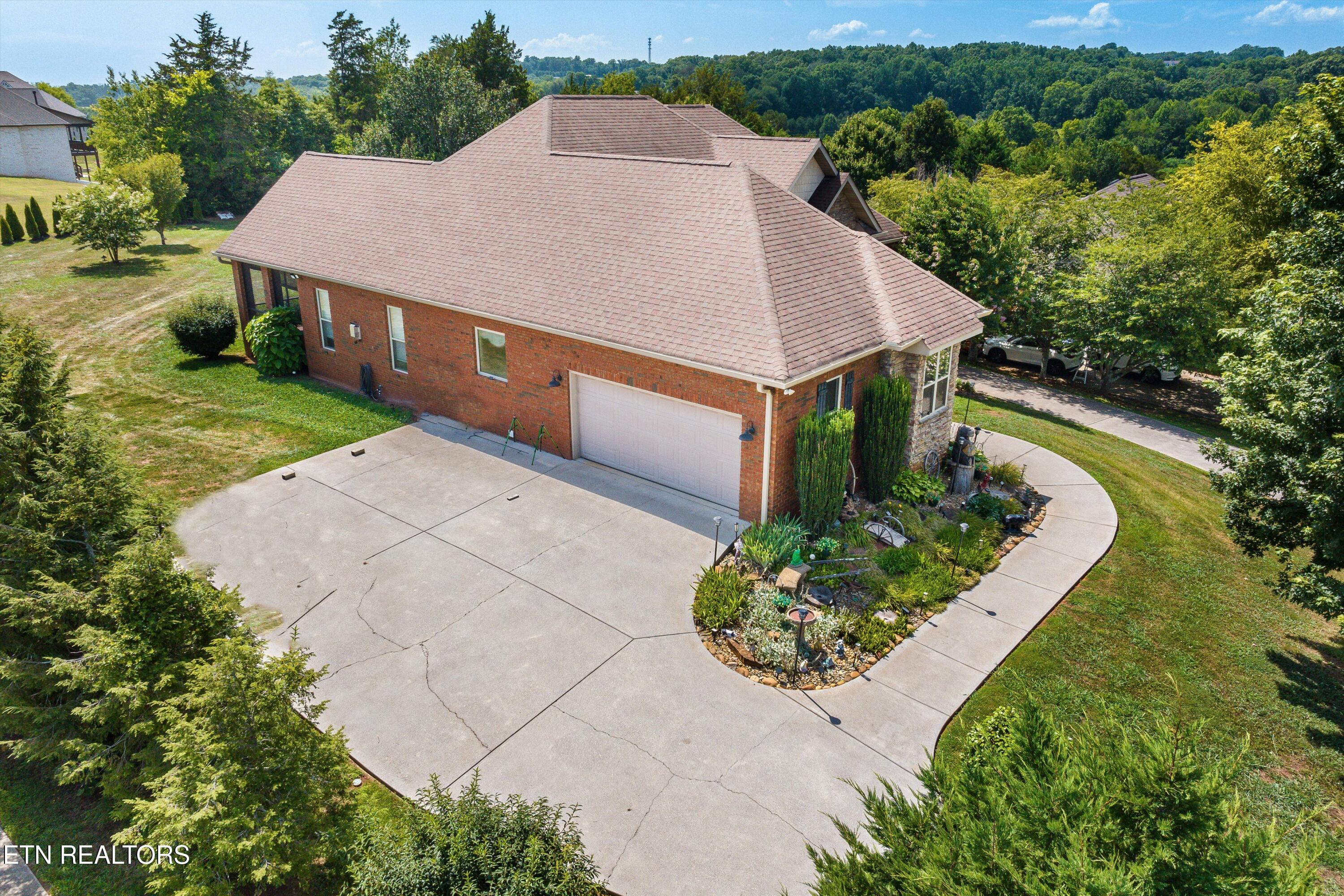 1551 Mint Meadows Drive Maryville TN 37803