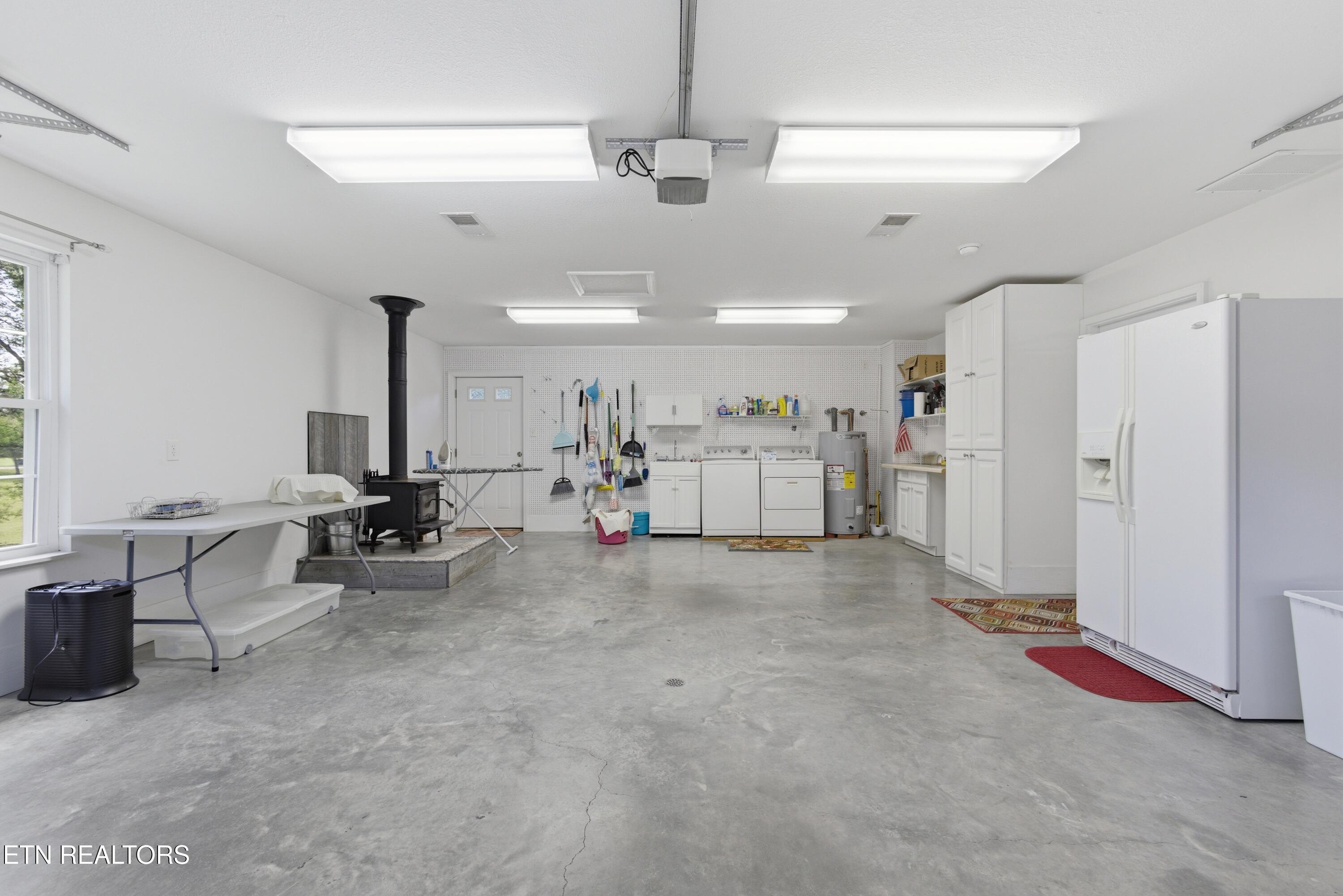 240 Long Road Kingston TN 37763