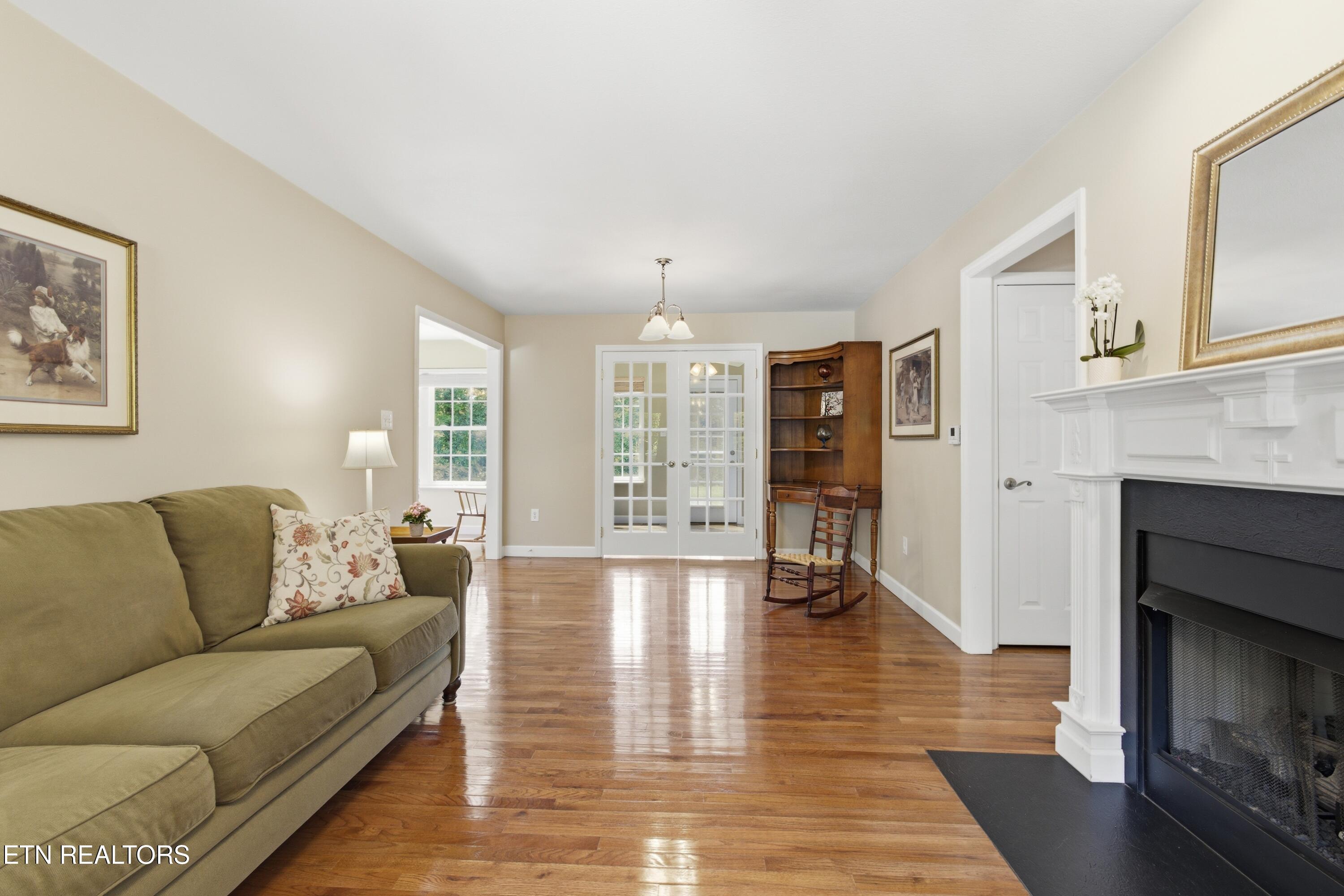 240 Long Road Kingston TN 37763