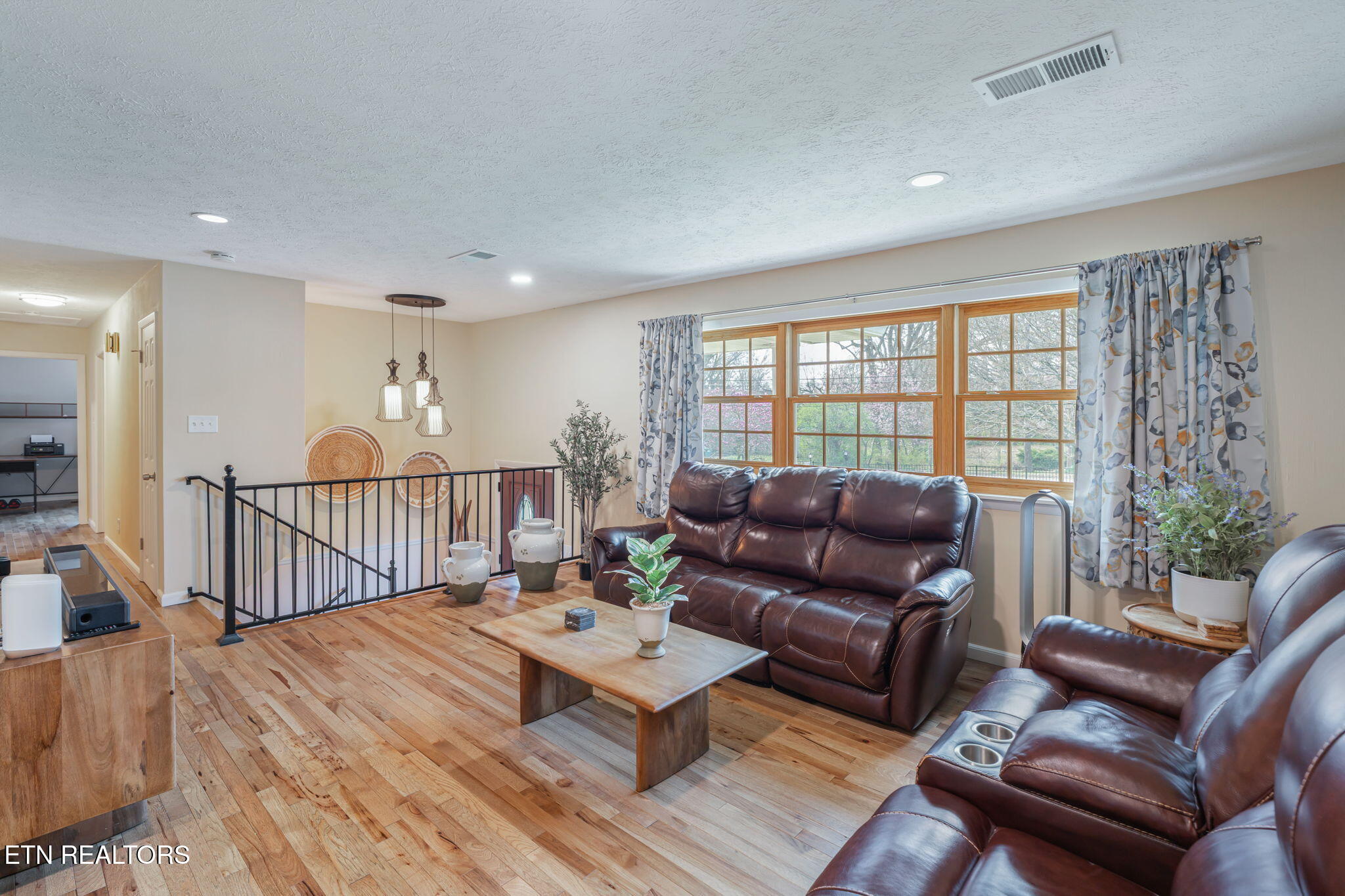 724 Hidden Valley Road Knoxville TN 37923