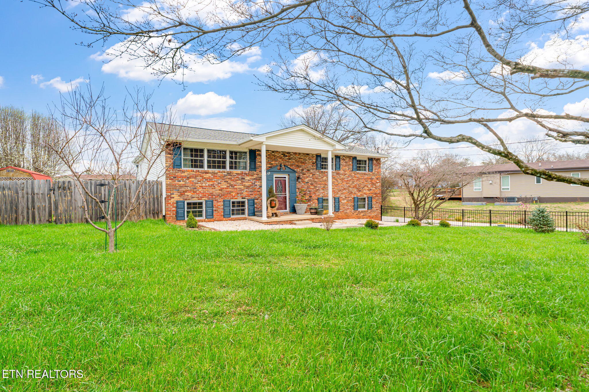 724 Hidden Valley Road Knoxville TN 37923