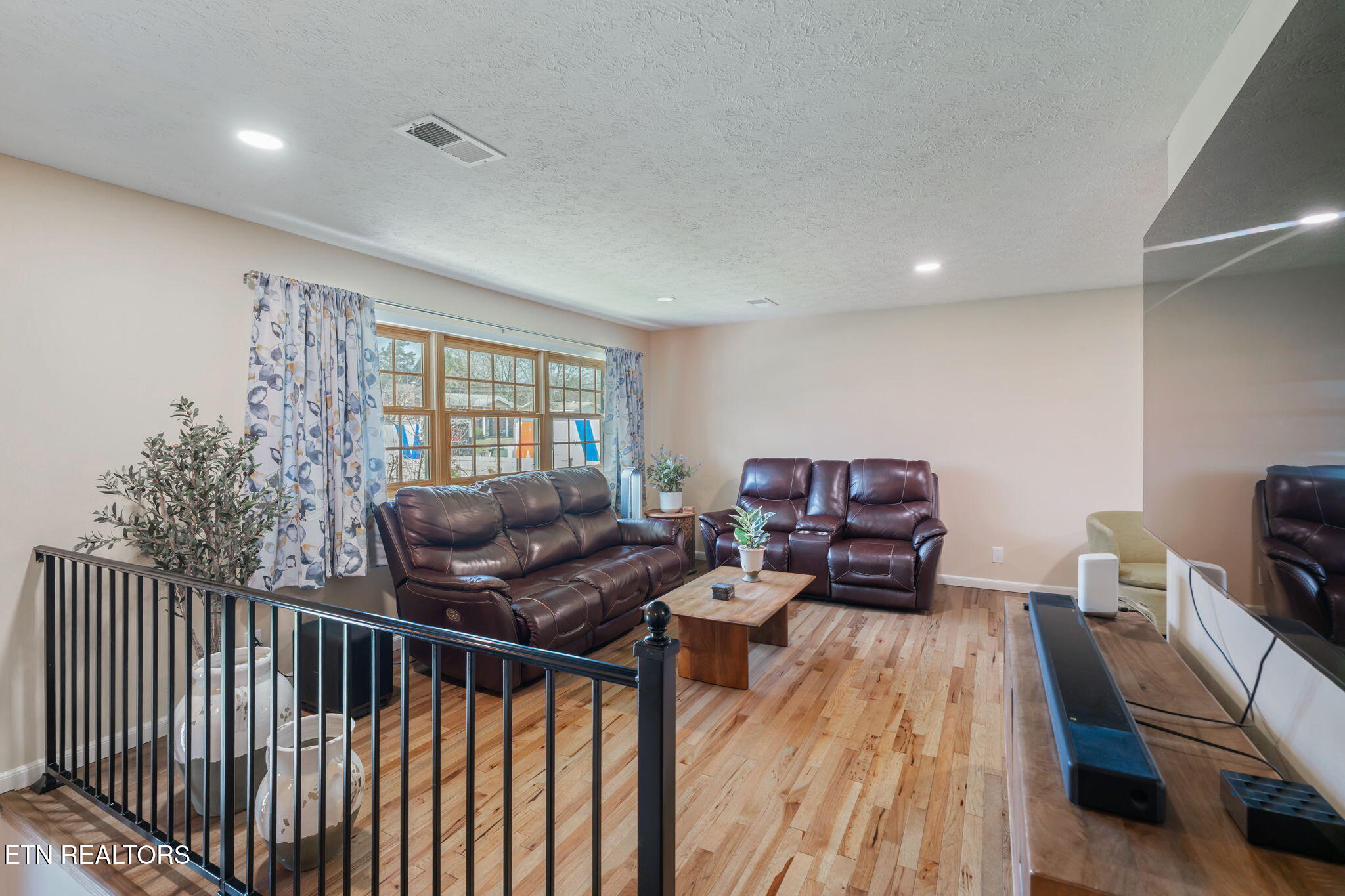 724 Hidden Valley Road Knoxville TN 37923