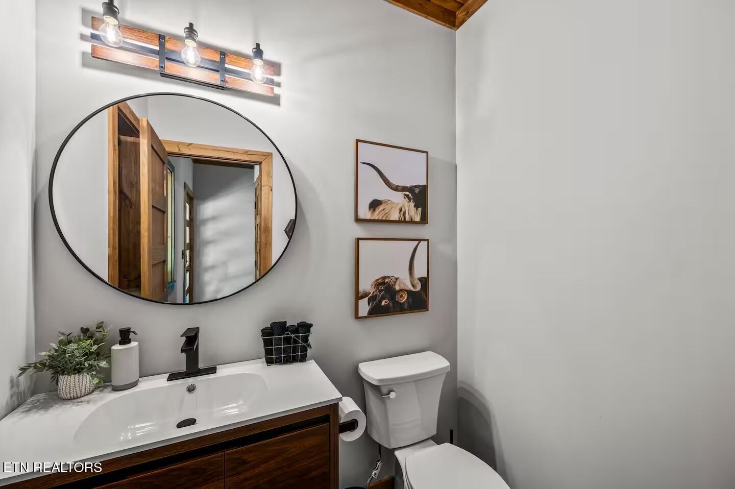 634 Gloryland Way Pigeon Forge TN 37863