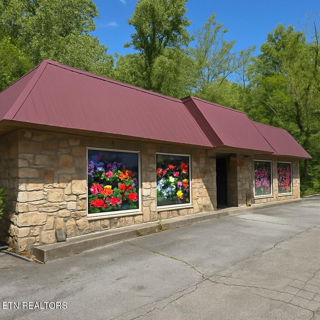 4390 Cosby Highway Cosby TN 37722