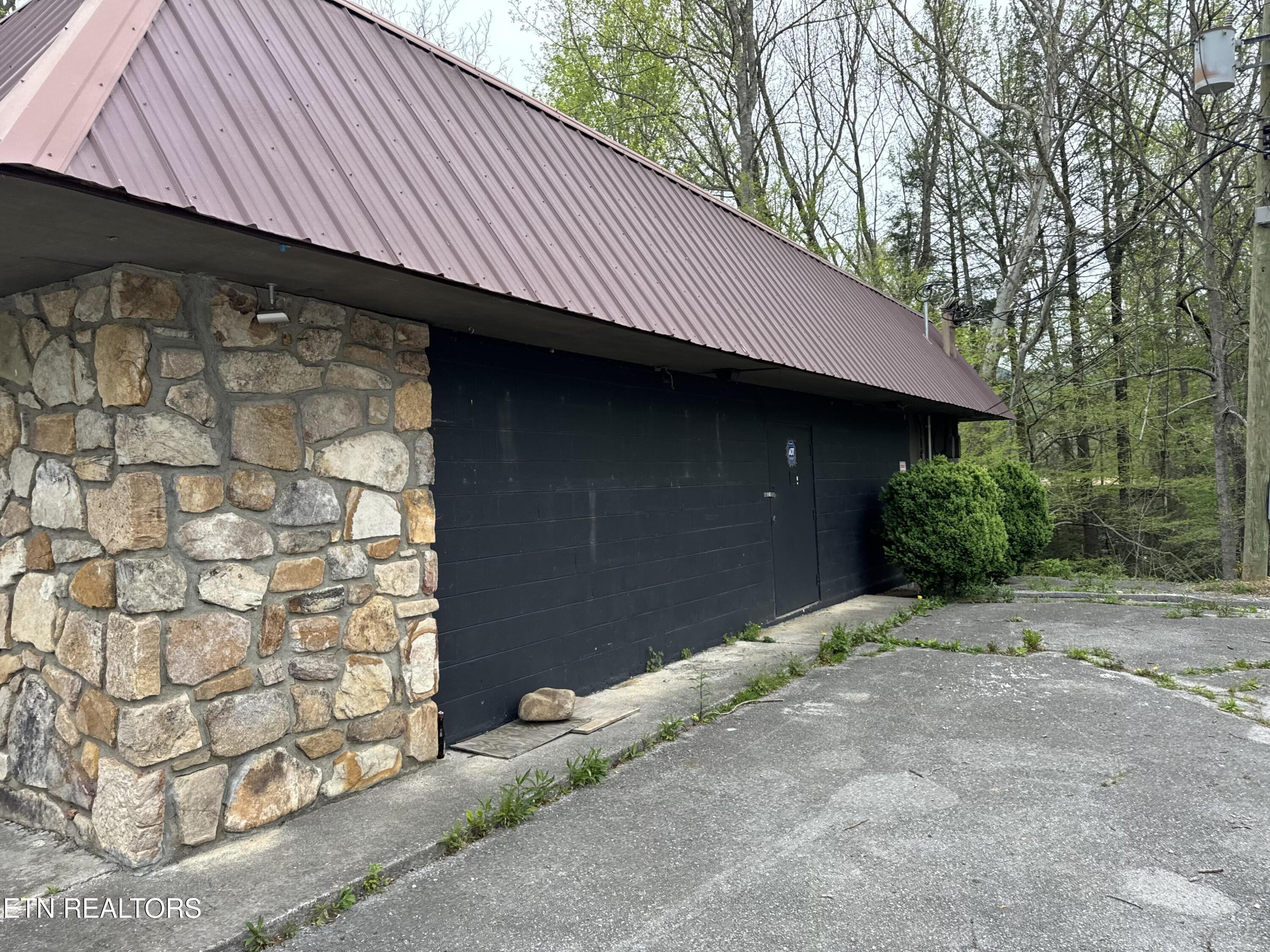 4390 Cosby Highway Cosby TN 37722