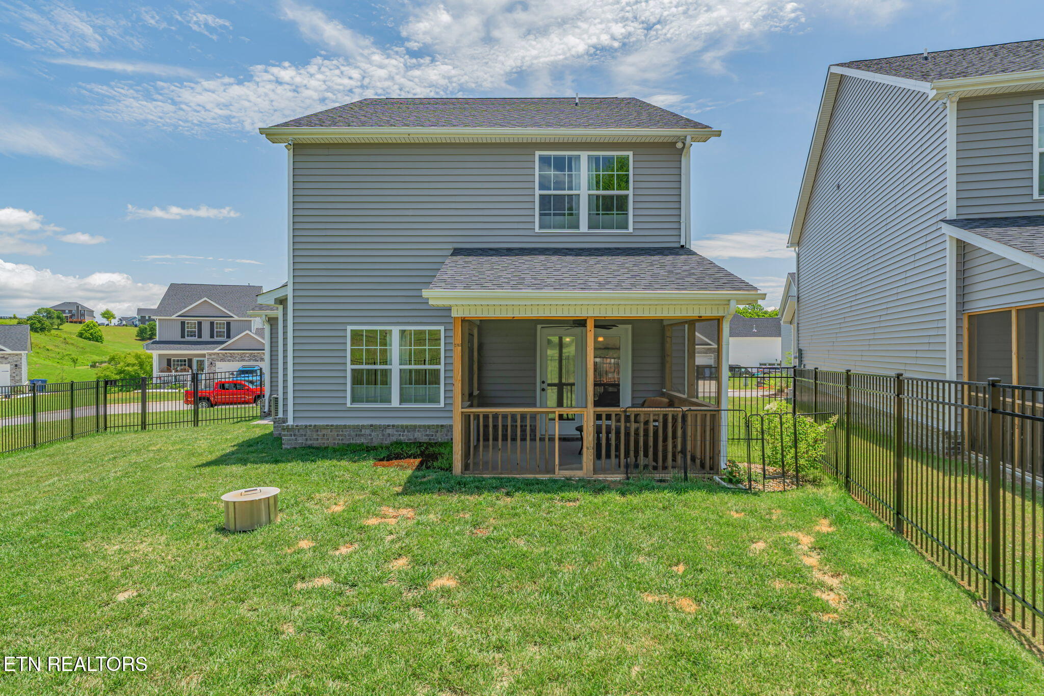 102 E Fortenberry Street Oak Ridge TN 37830