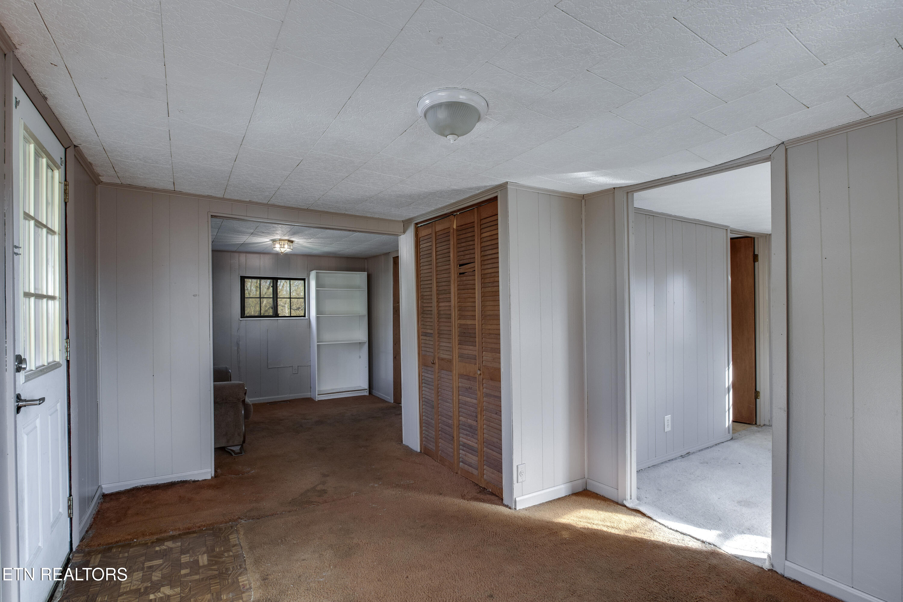 403 W 5th Avenue Lenoir City TN 37771