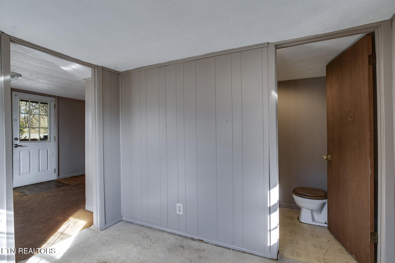 403 W 5th Avenue Lenoir City TN 37771