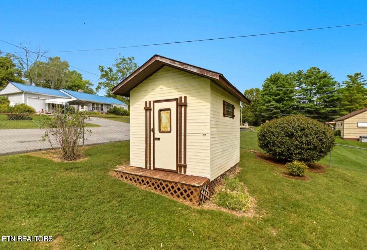 308 Mimosa Street Tazewell TN 37879