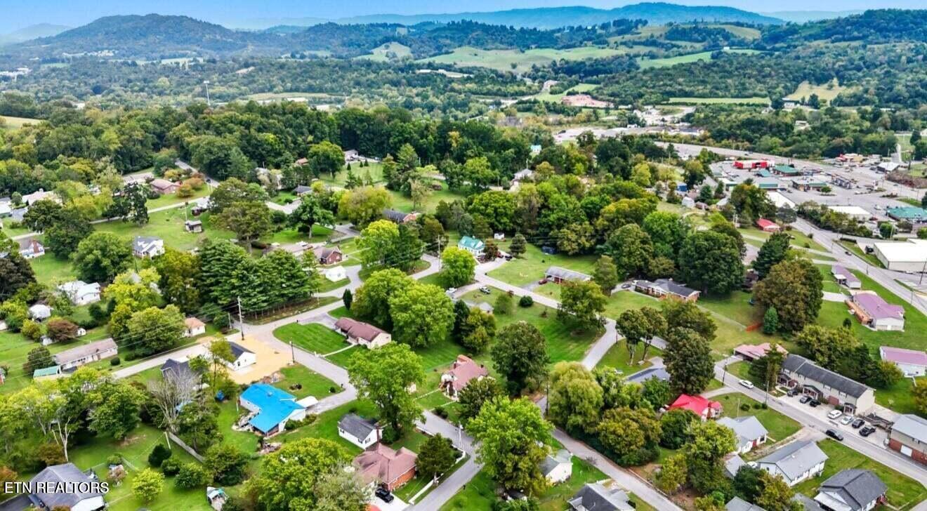 308 Mimosa Street Tazewell TN 37879