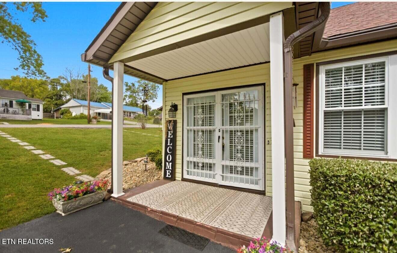 308 Mimosa Street Tazewell TN 37879