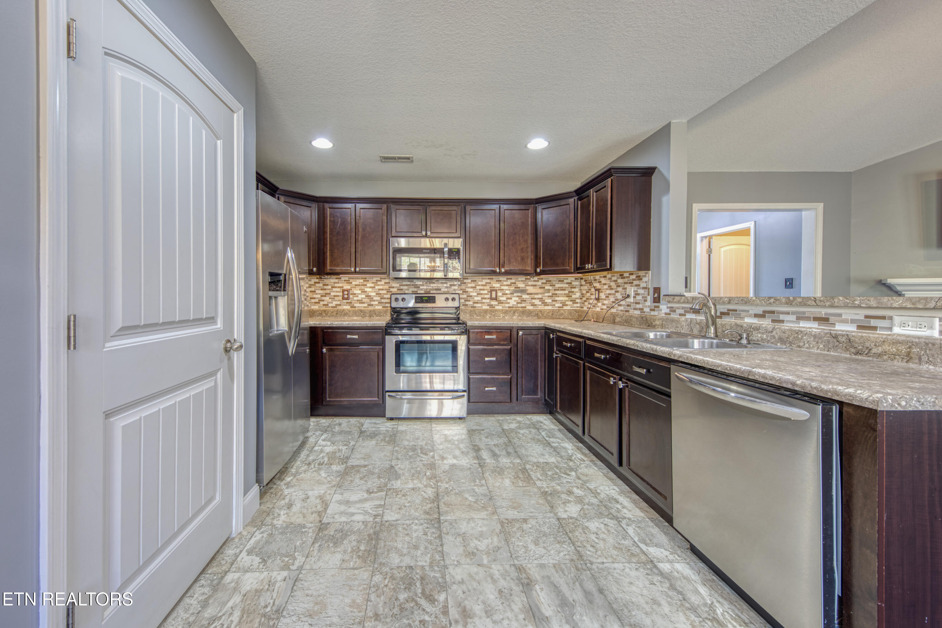 2649 Southwinds Circle Sevierville TN 37876