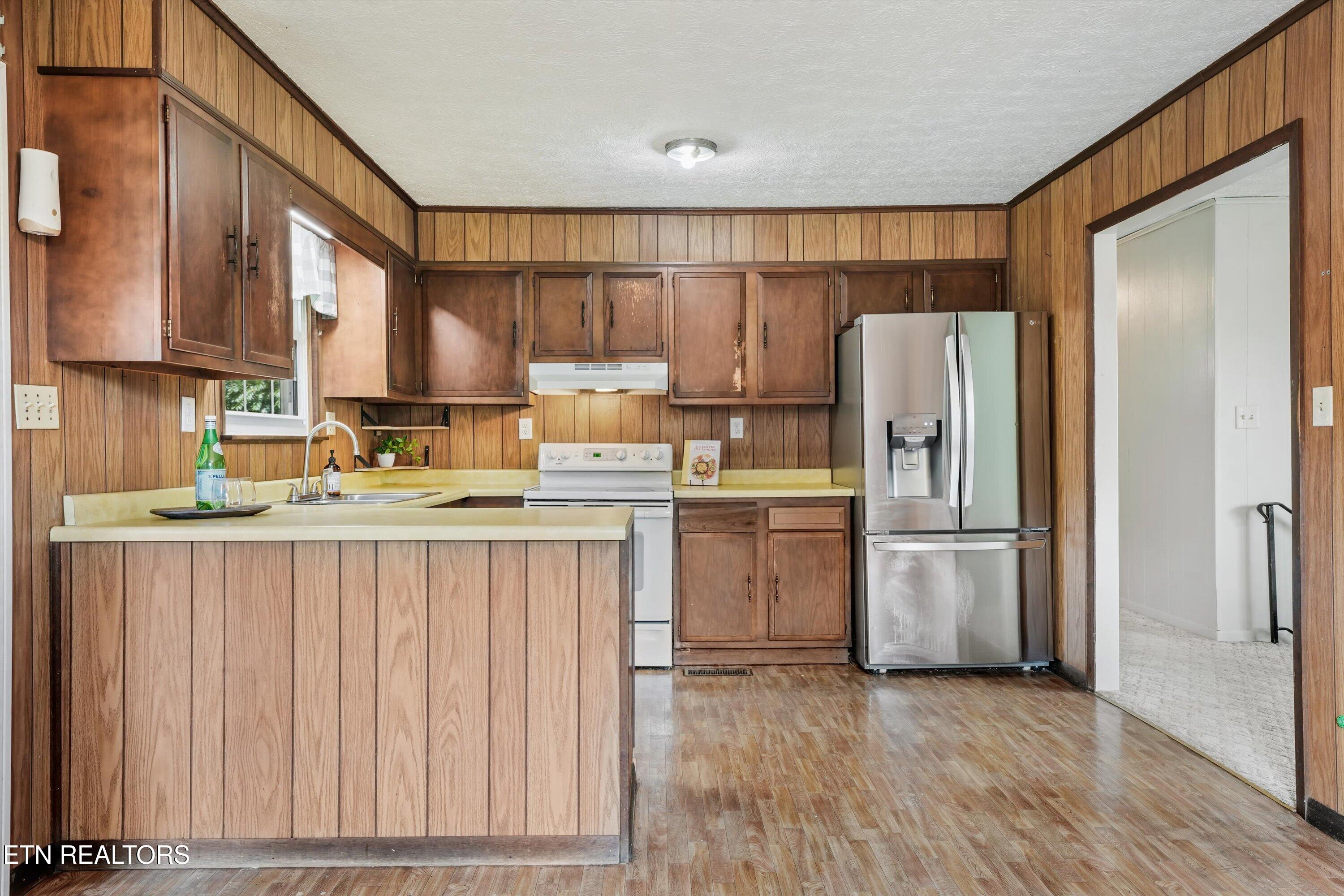 175 Henderson Lane Jacksboro TN 37757