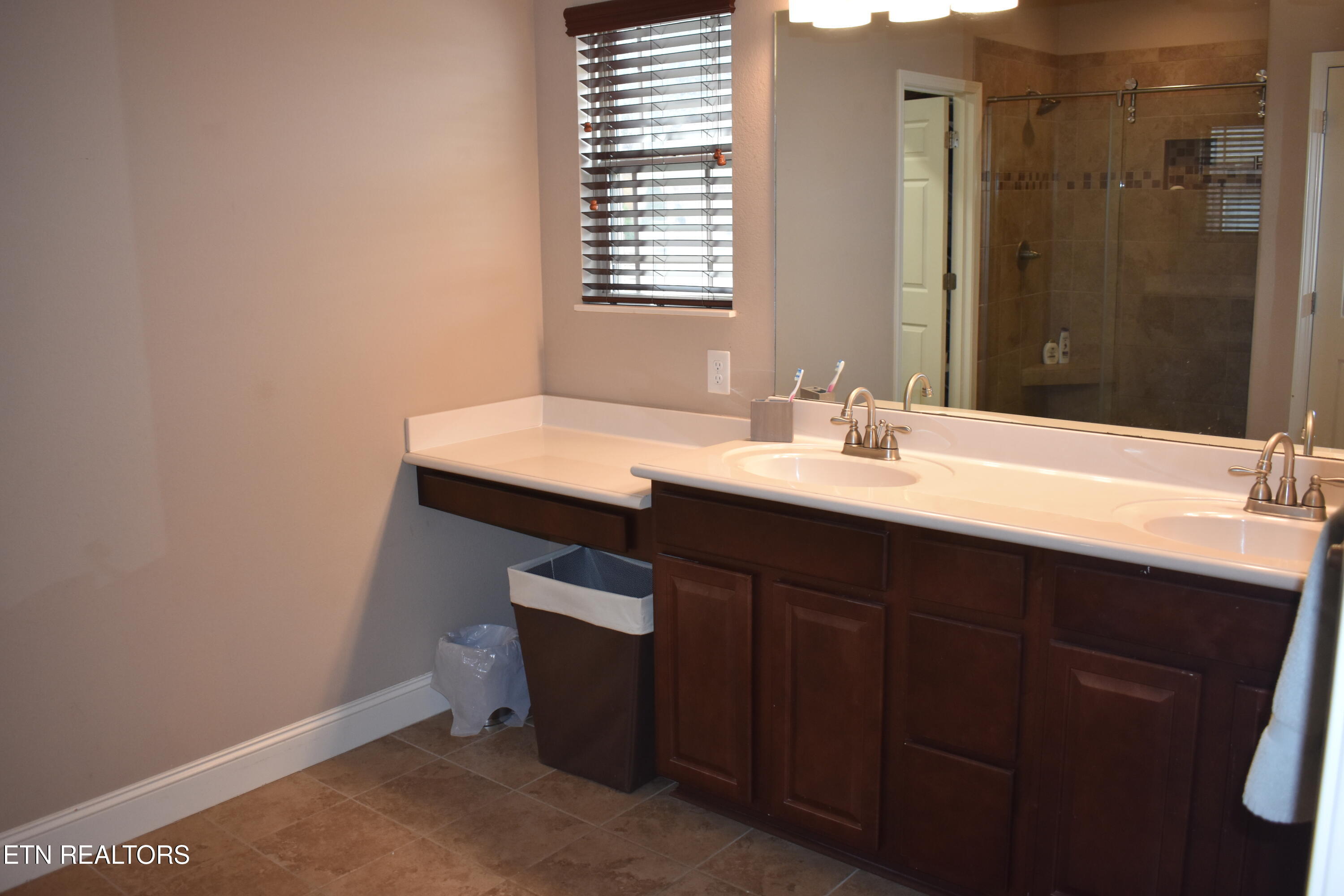 1831 Sierra Lane Sevierville TN 37862