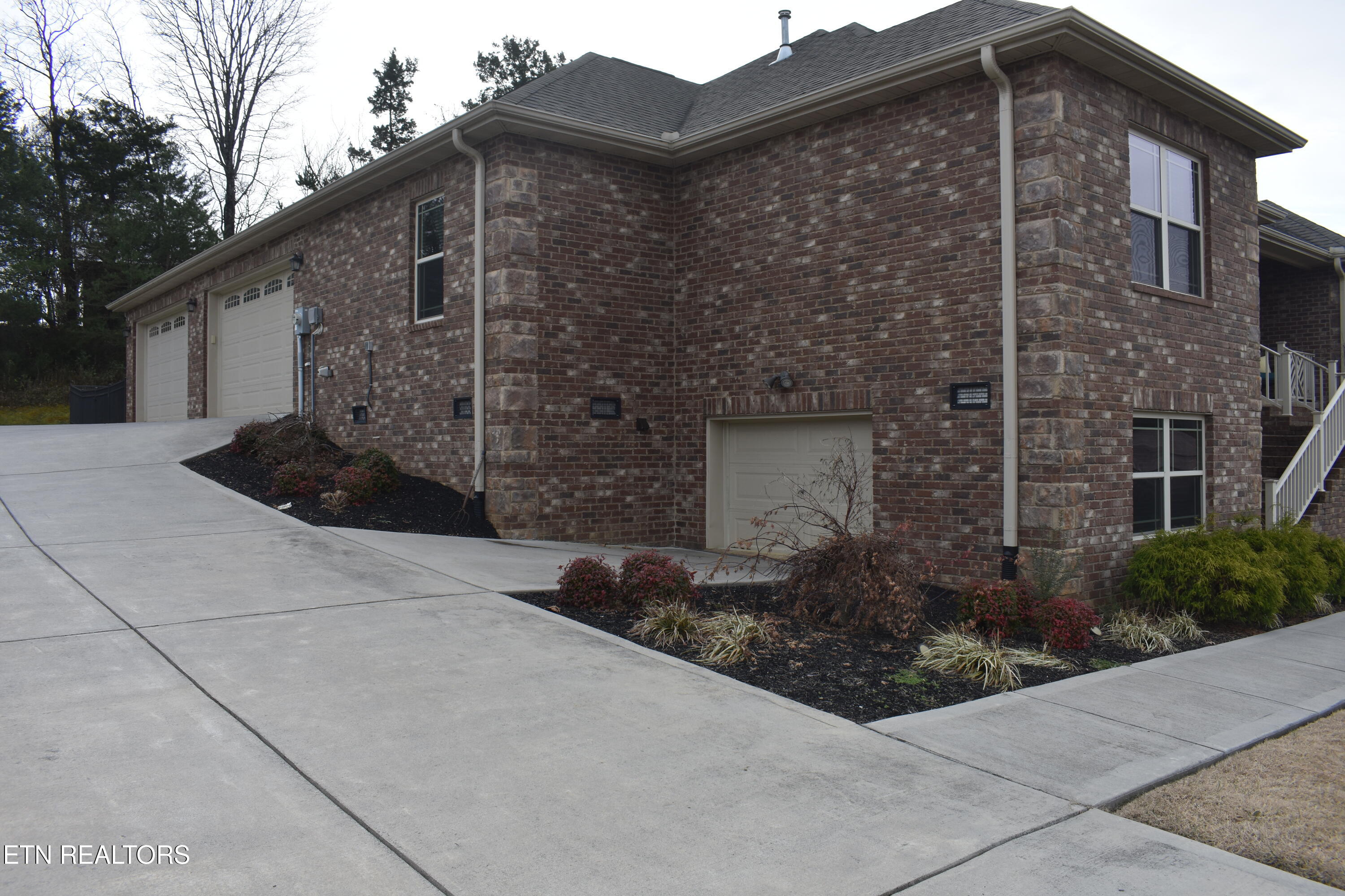 1831 Sierra Lane Sevierville TN 37862