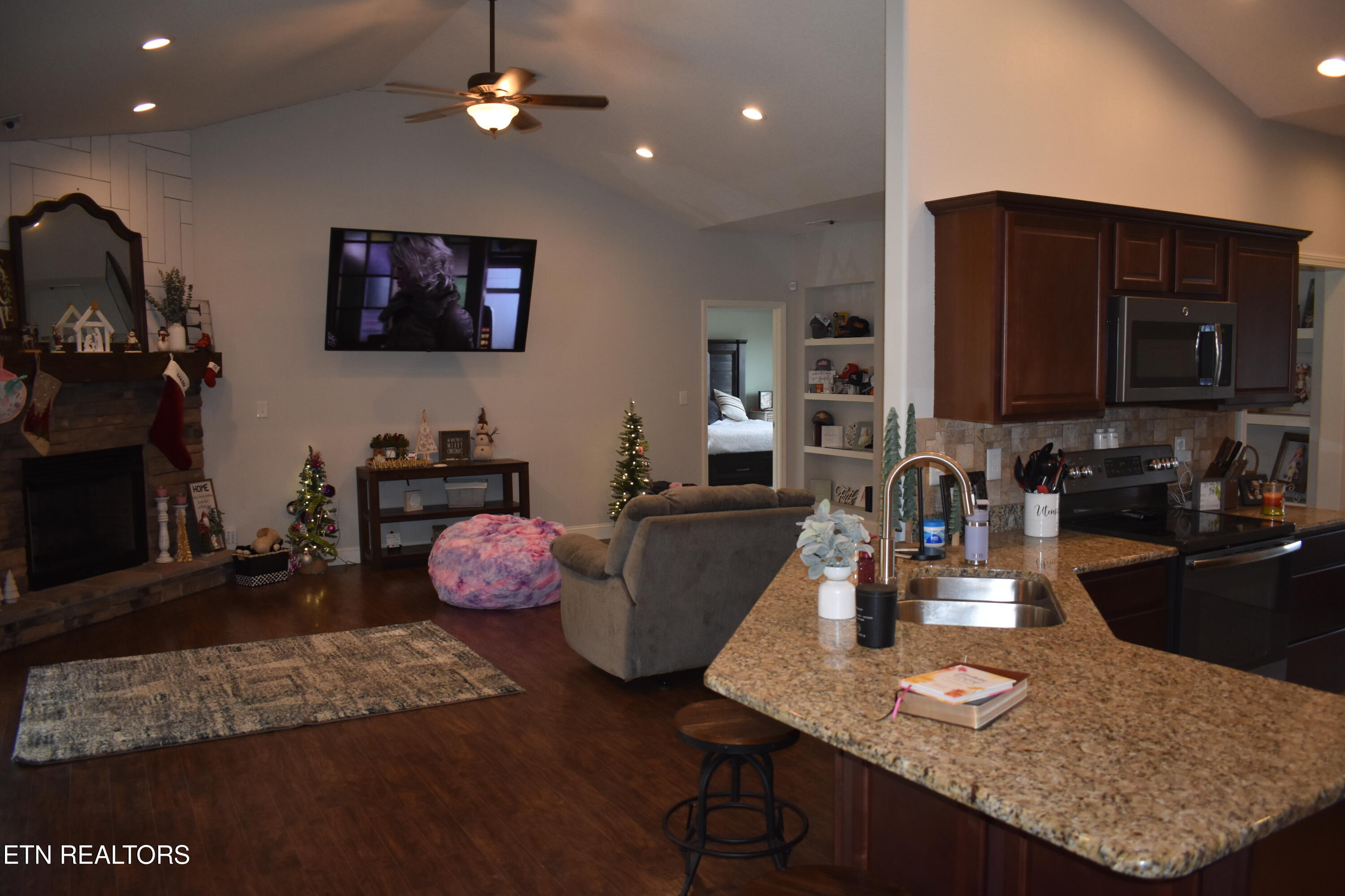 1831 Sierra Lane Sevierville TN 37862